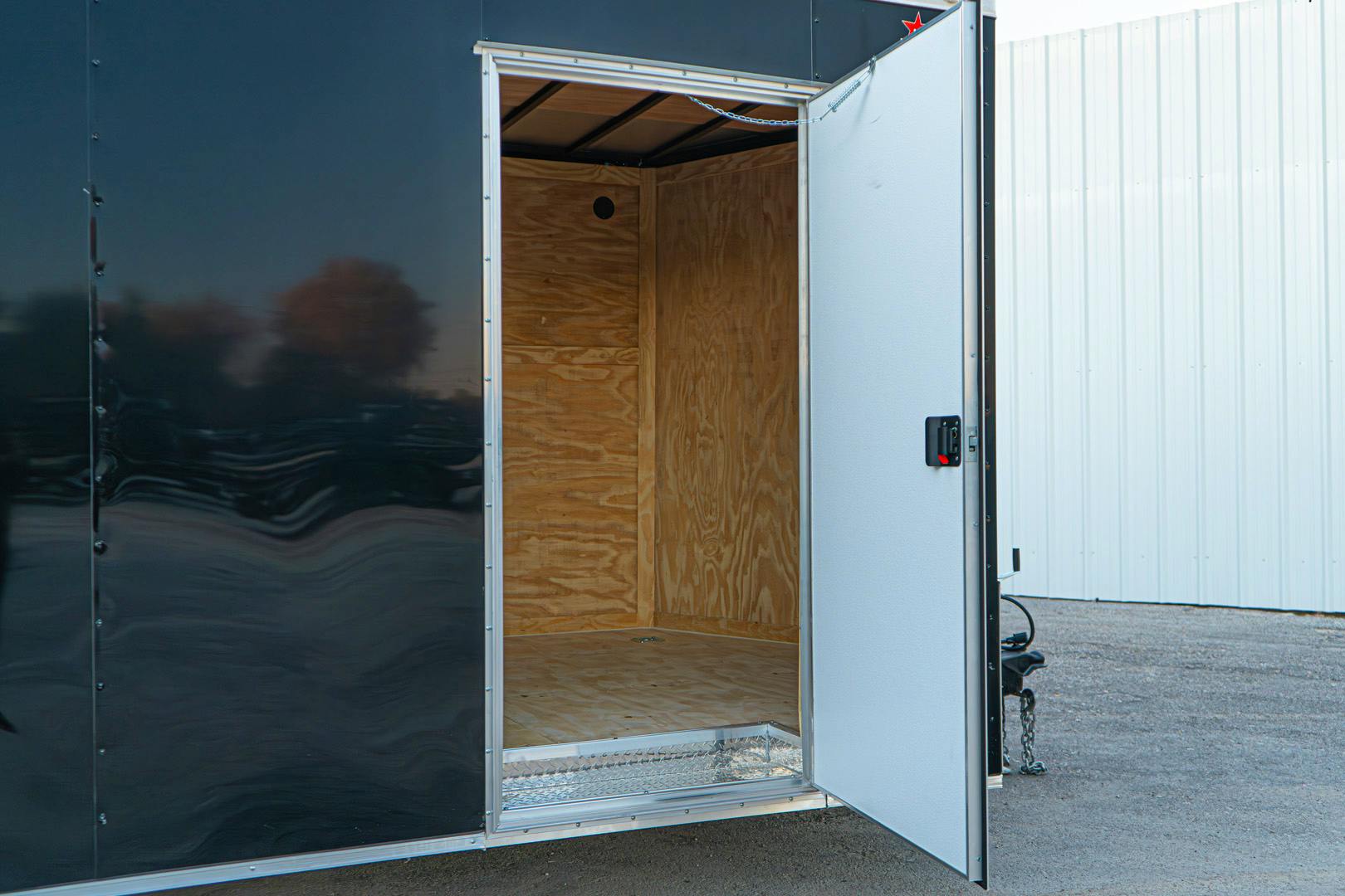 Spartan 8.5'x20' Enclosed Cargo Trailer w/ Rear Ramp Door (C2) - Stock #90127 - Image 6 of 10