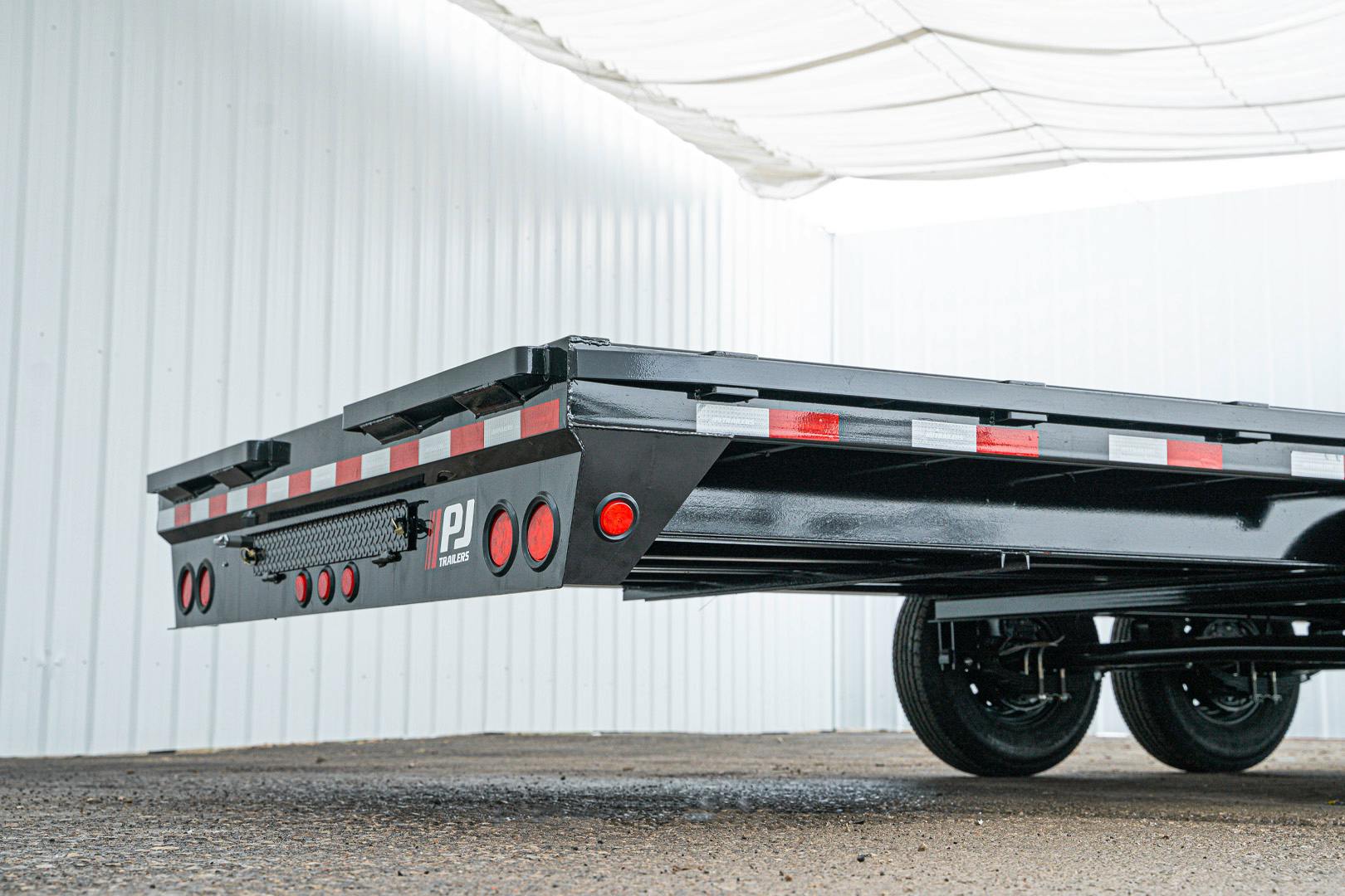 PJ Trailers 32'x102" Gooseneck Low Pro Flatbed Trailer w/ Singles (LS) - Stock #90131 - Image 15 of 16