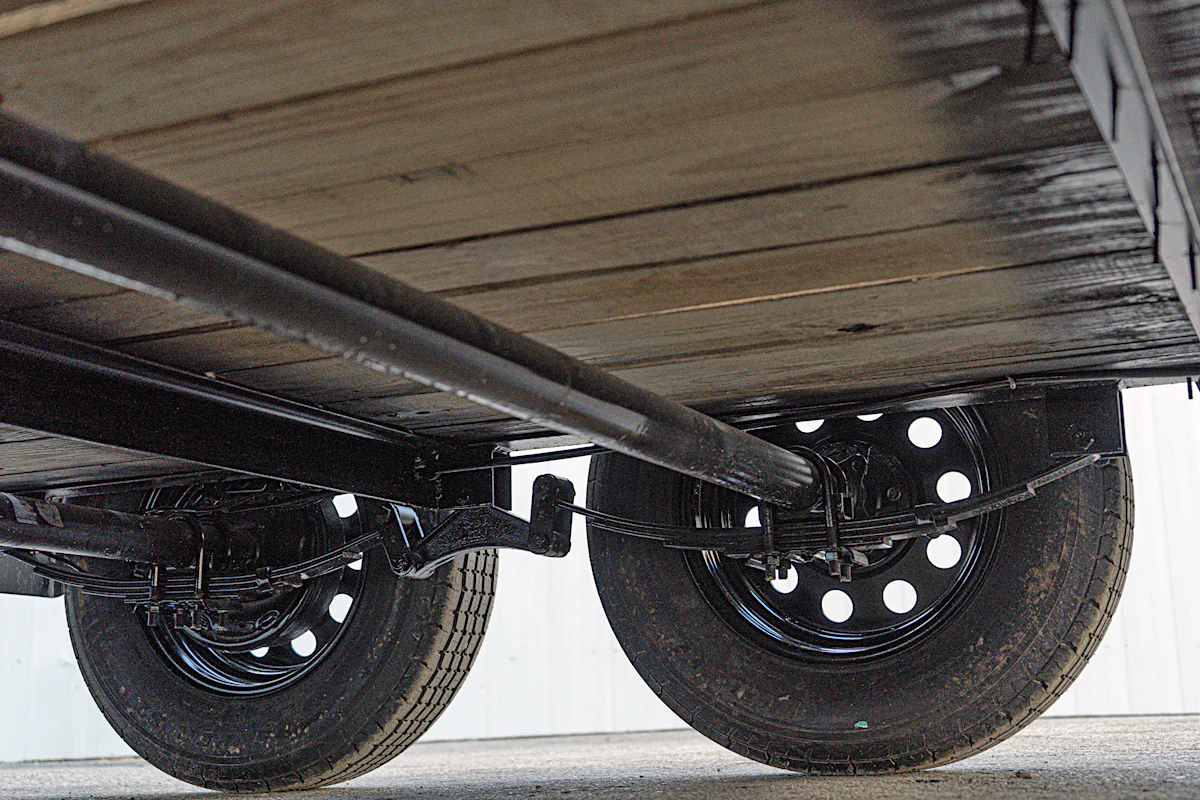 Texas Bragg 16'x83" Landscape Trailer w/ 4' Sides & 4' Gate (L2) - Stock #90134 - Image 12 of 16 Texas Bragg 16'x83" Landscape Trailer w/ 4' Sides & 4' Gate (L2) - Stock #90134 - Image 12 of 16