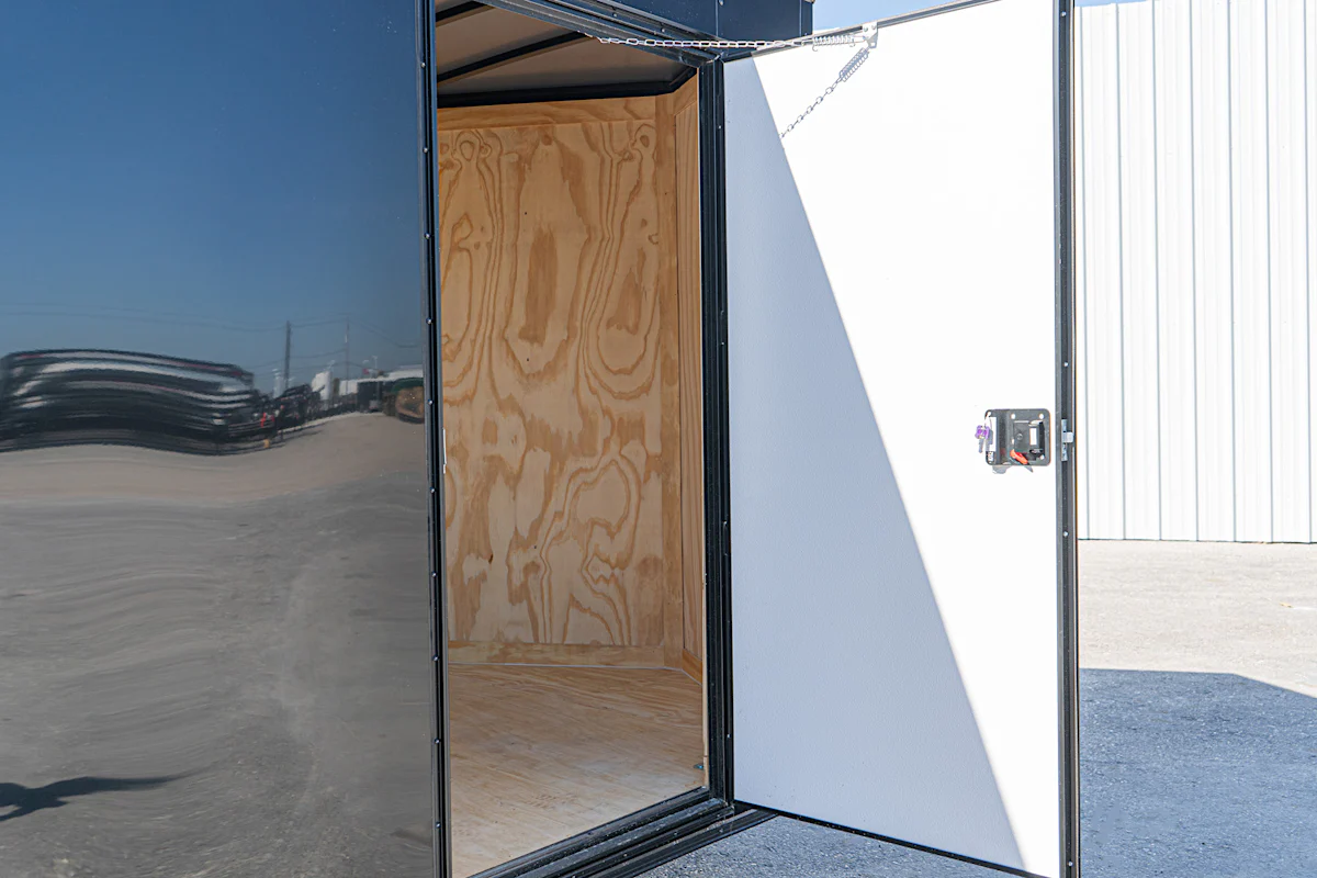 Spartan 6'x12' Enclosed Cargo Trailer w/ Rear Ramp Door (C1) - Stock #90178 - Image 6 of 18 Spartan 6'x12' Enclosed Cargo Trailer w/ Rear Ramp Door (C1) - Stock #90178 - Image 6 of 18