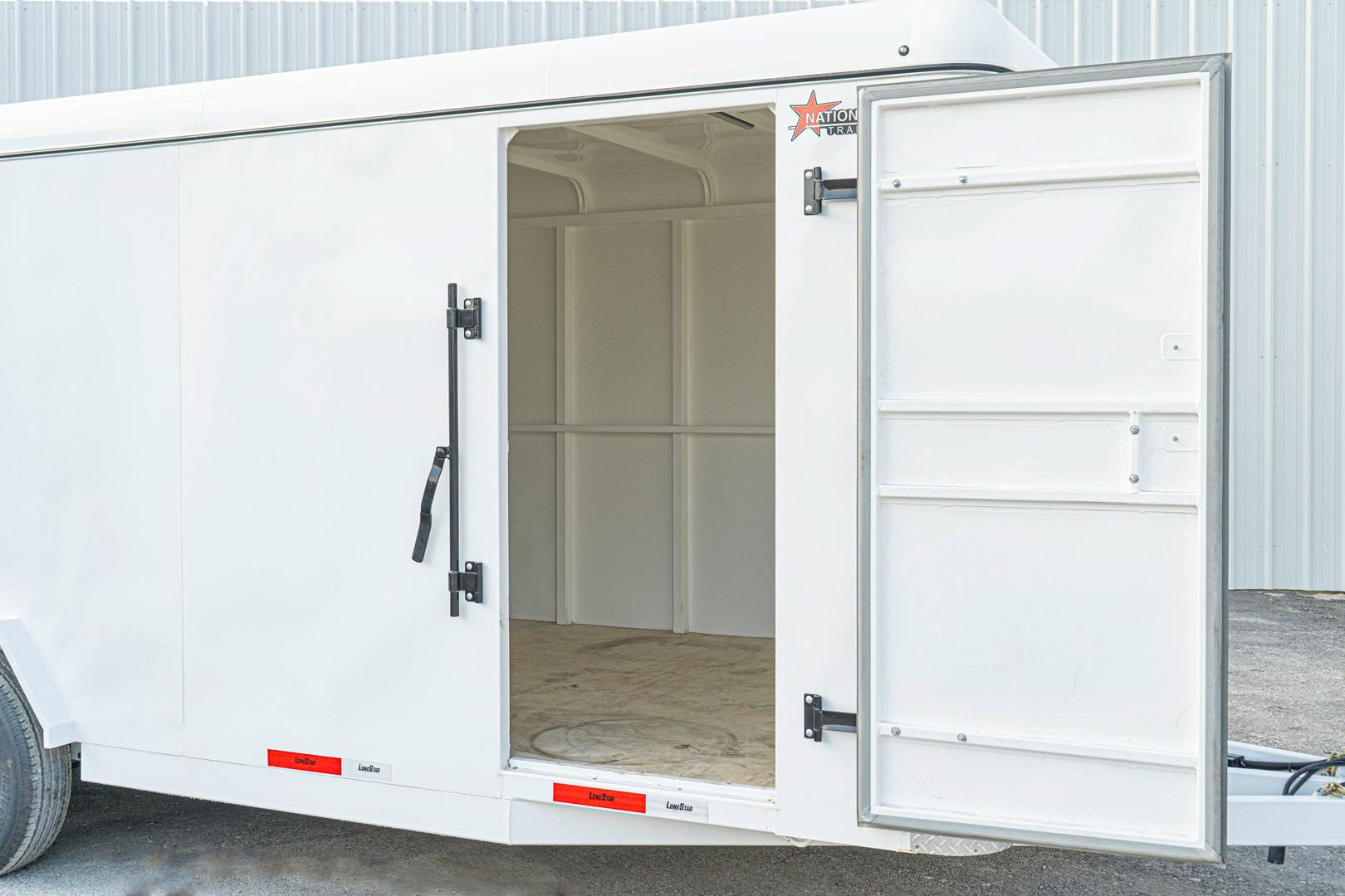 LoneStar 7.10'x20' 14k Steel Enclosed Cargo Trailer w/ Rear Barn Doors (C2) - Stock #90190 - Image 6 of 14
