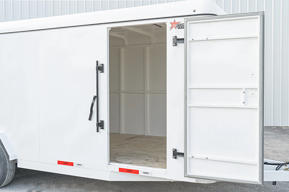 LoneStar 7.10'x20' 14k Steel Enclosed Cargo Trailer w/ Rear Barn Doors (C2) - Stock #90190 - Image 6 of 14 LoneStar 7.10'x20' 14k Steel Enclosed Cargo Trailer w/ Rear Barn Doors (C2) - Stock #90190 - Image 6 of 14