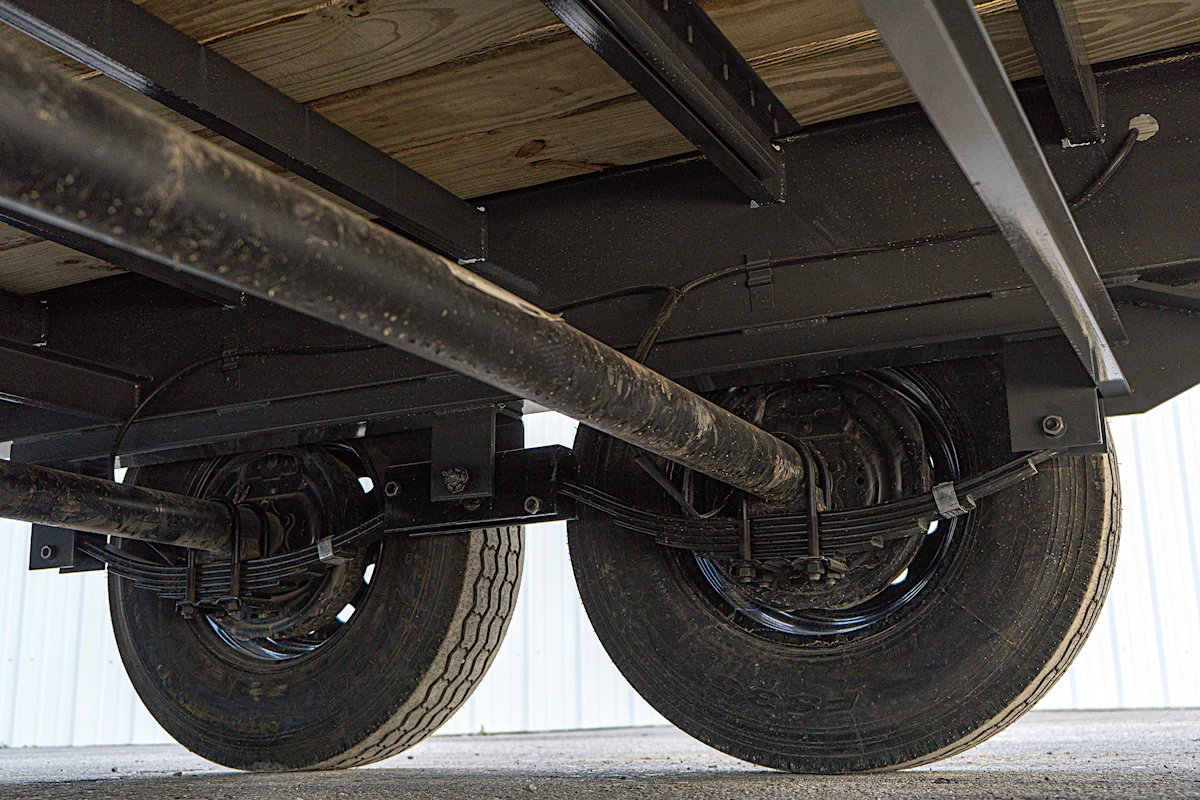 ARC Trailers 32'x102" 14K Gooseneck Flatbed Trailer (GDS) - Stock #90240 - Image 8 of 10 ARC Trailers 32'x102" 14K Gooseneck Flatbed Trailer (GDS) - Stock #90240 - Image 8 of 10