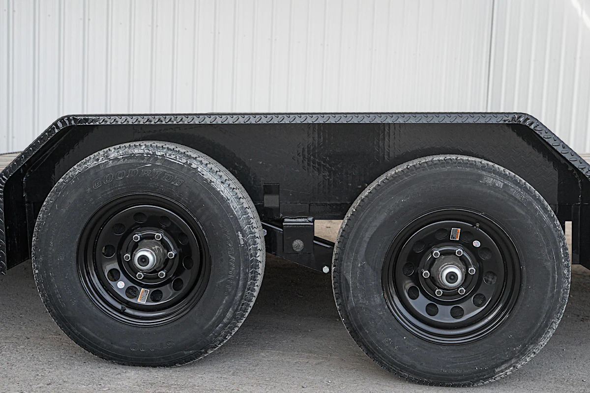 PJ Trailers 20'x83" 5" Channel Equipment Trailer (CE) - Stock #90306 - Image 9 of 20 PJ Trailers 20'x83" 5" Channel Equipment Trailer (CE) - Stock #90306 - Image 9 of 20