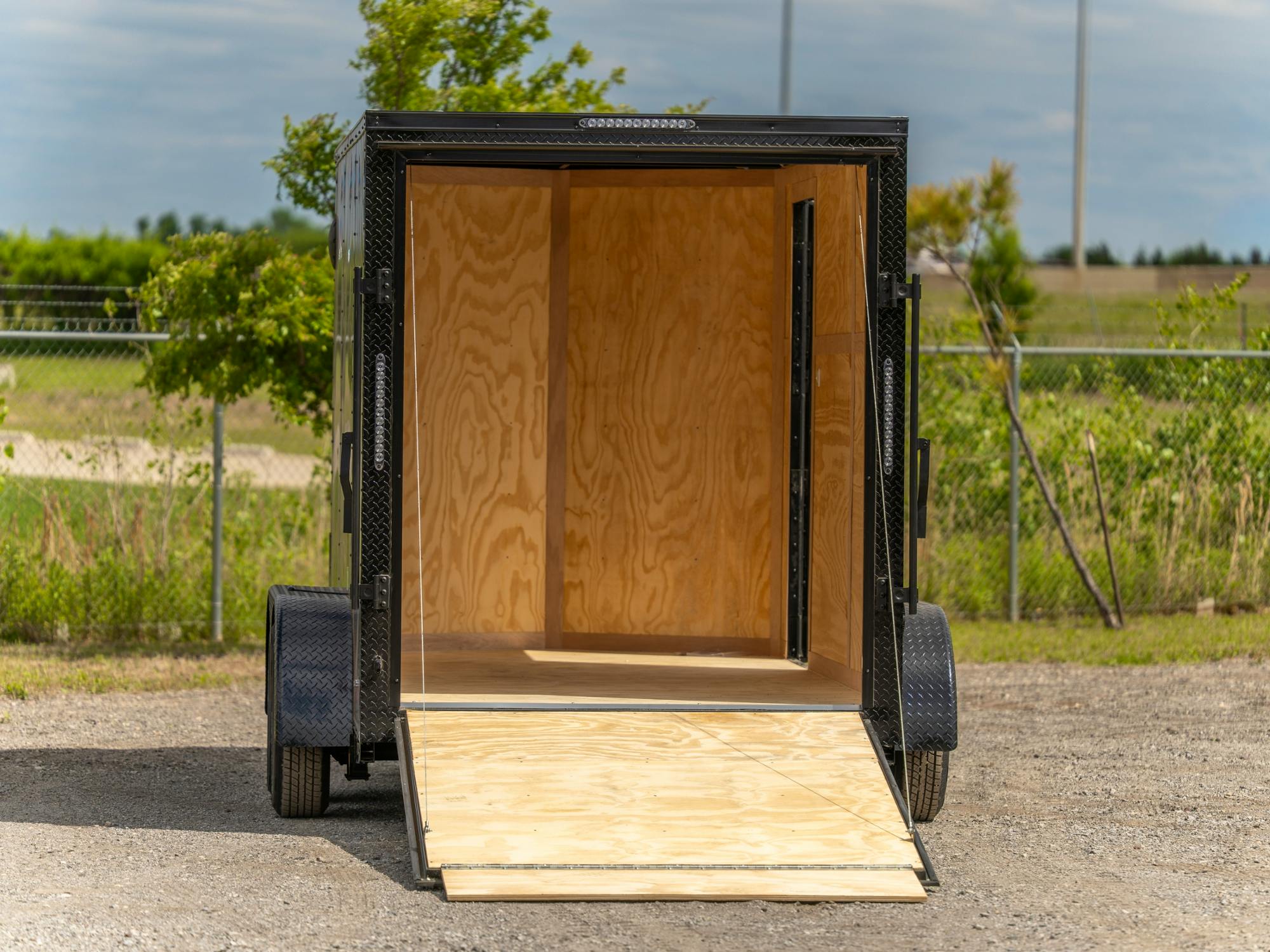 Cargo Mate 6'x12' Enclosed Cargo Trailer w/ Rear Ramp Door (V-Series) - Stock #90349 - Image 3 of 4