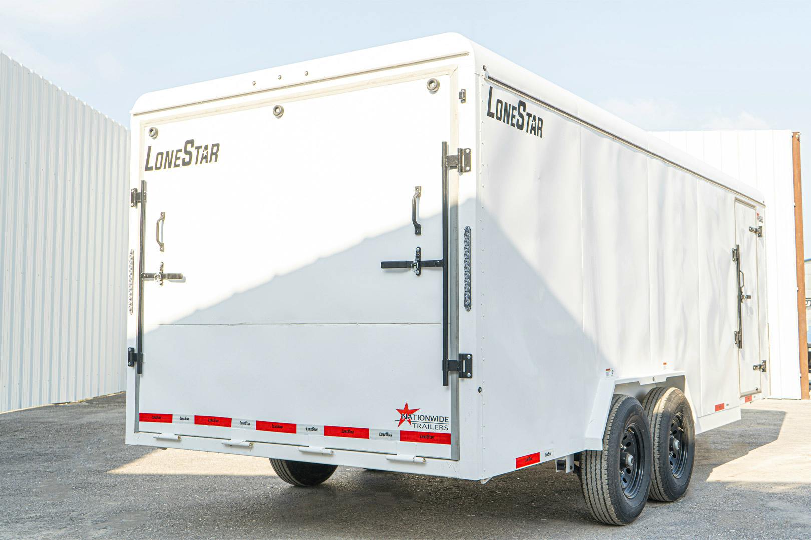 LoneStar 7.10'x20' 14k Steel Enclosed Cargo Trailer w/ Rear Ramp Door (C2) - Stock #90357 - Image 13 of 17