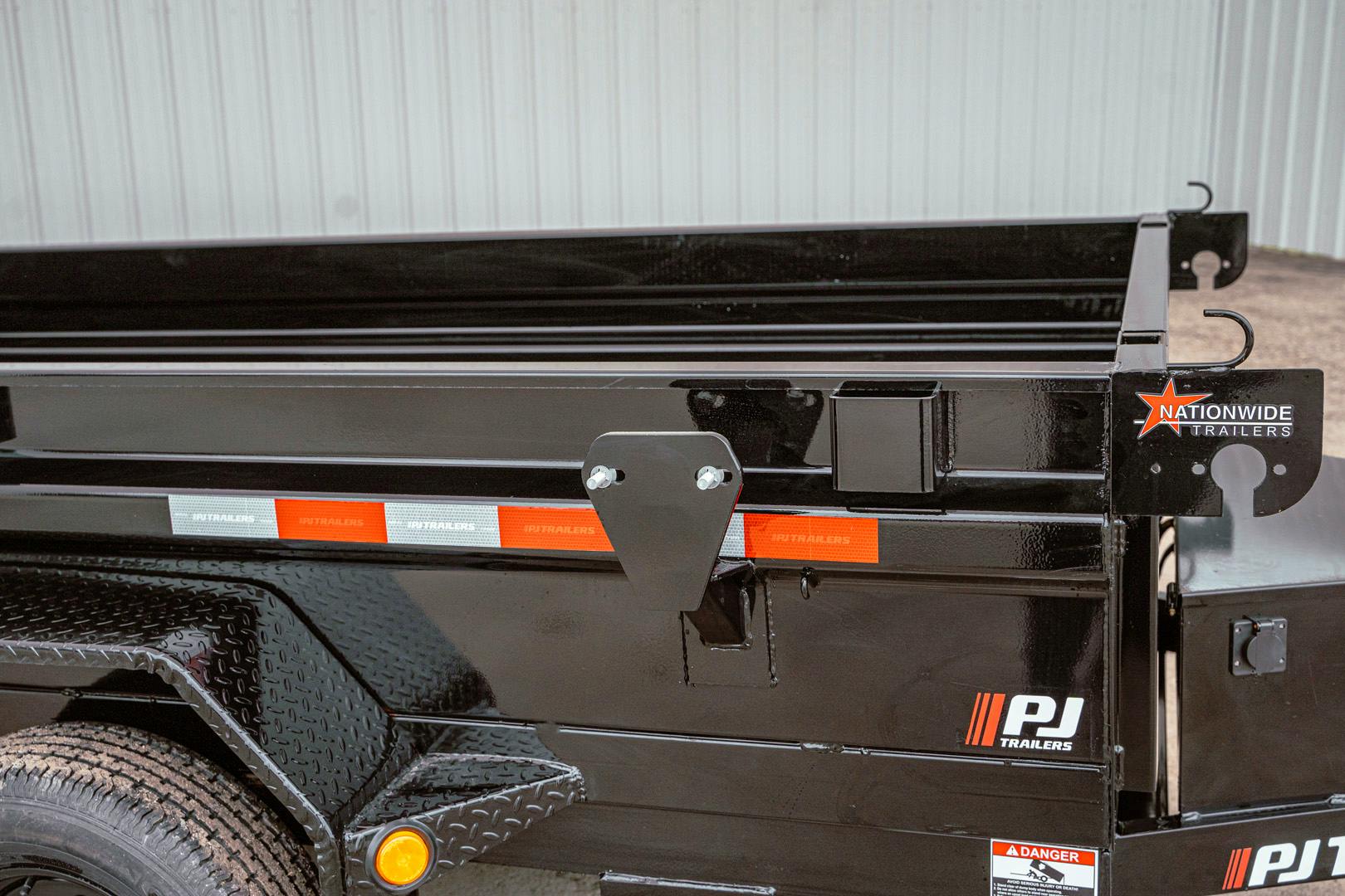 PJ Trailers 10'x60" Hydraulic Dump Trailer w/ 18" Sides (D5) - Stock #90504 - Image 13 of 26