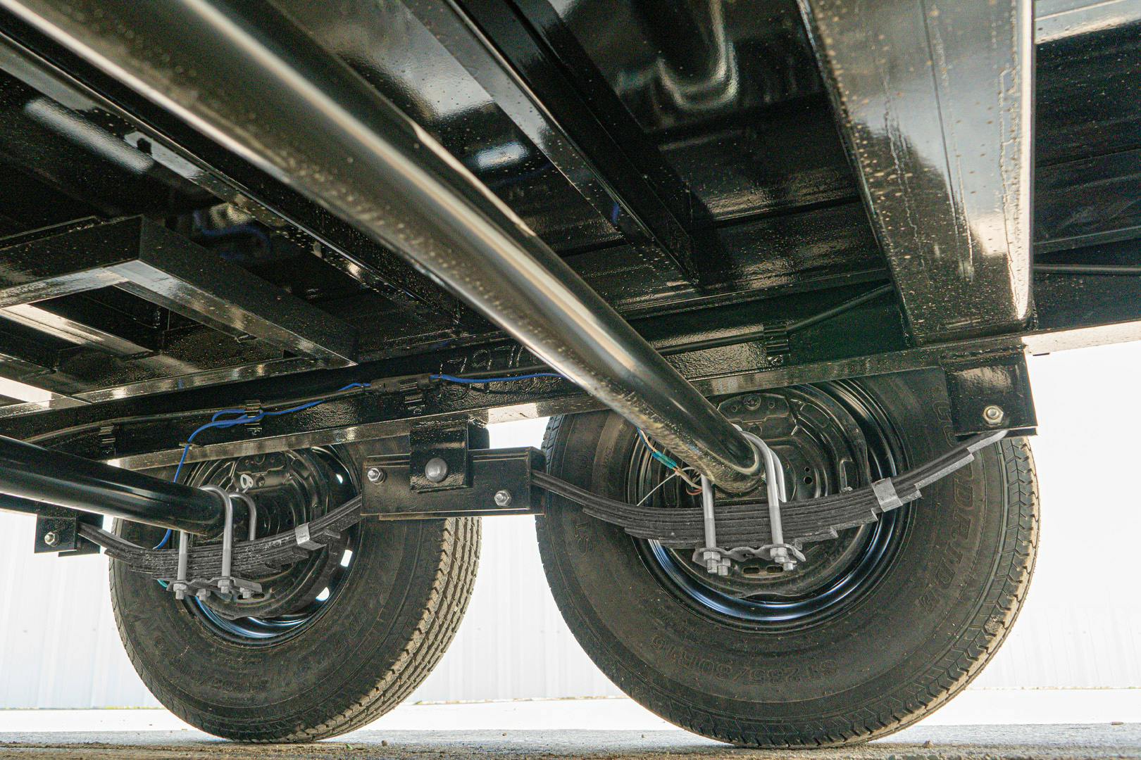 PJ Trailers 16'x83" Gooseneck Telescopic Dump Trailer w/ 4' Sides (DT) - Stock #90550 - Image 19 of 31