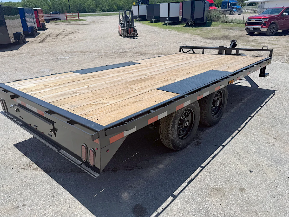 LoneStar 16'x102" 8" I-Beam Deckover Flatbed Trailer - Stock #90576 - Image 2 of 3 LoneStar 16'x102" 8" I-Beam Deckover Flatbed Trailer - Stock #90576 - Image 2 of 3