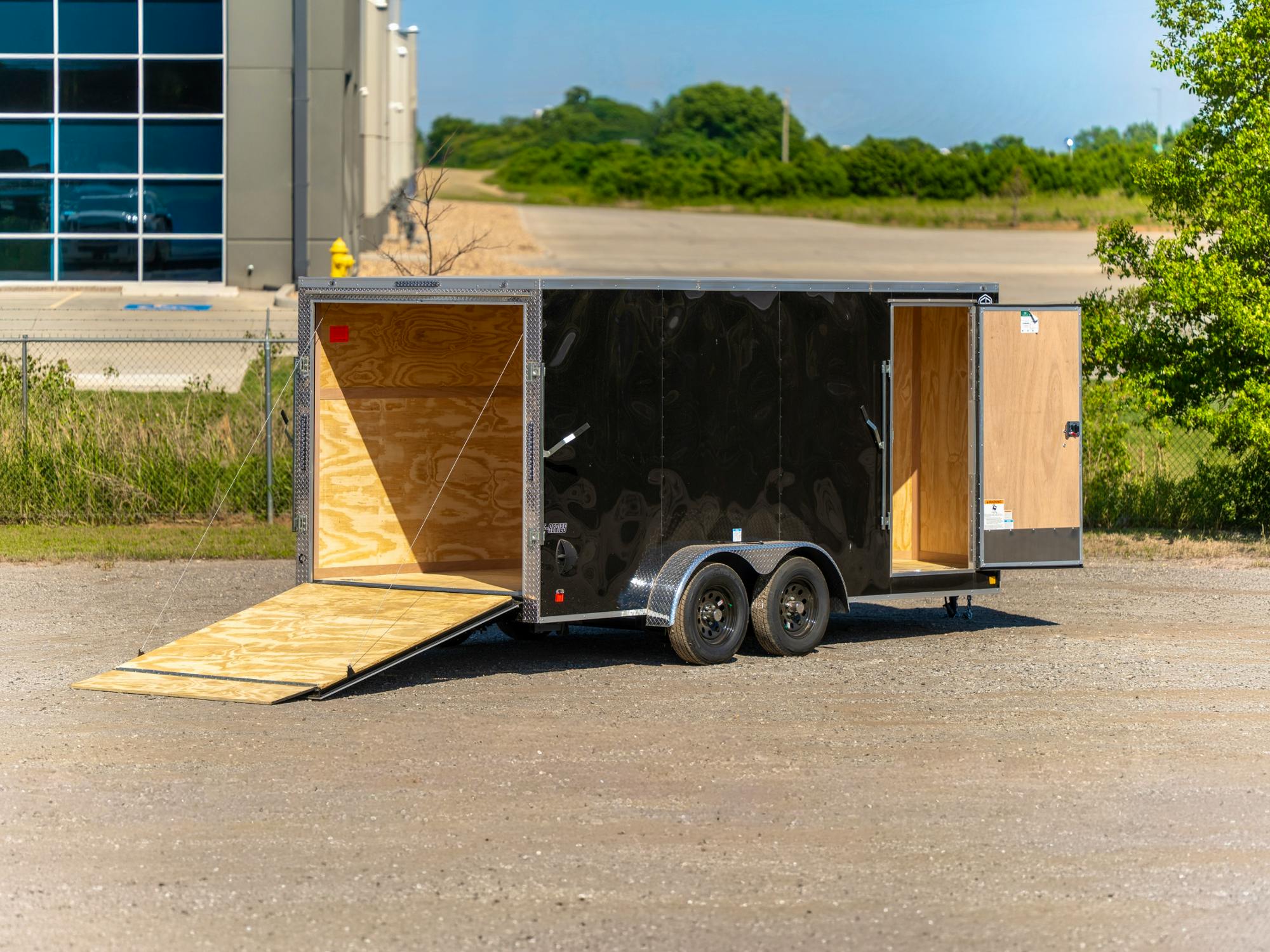 Cargo Mate 7'x16' Enclosed Cargo Trailer w/ Rear Ramp Doors (V-Series) - Stock #90591 - Image 3 of 4