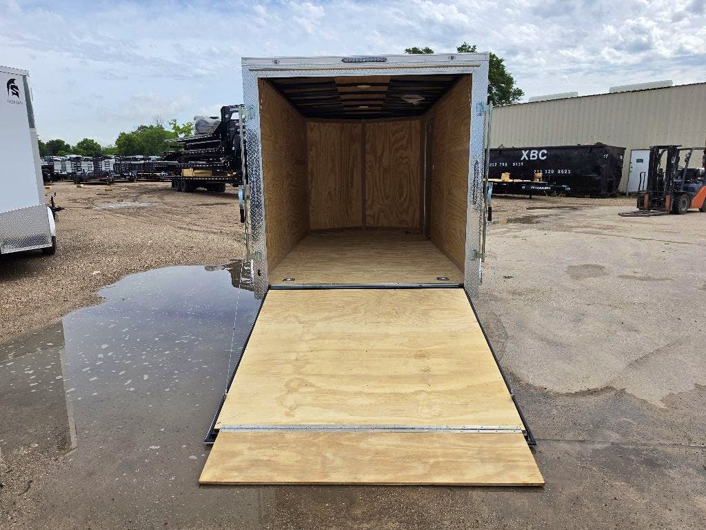 Continental Cargo 7'x14' Enclosed Cargo Trailer w/ Rear Ramp Doors (V-Series) - Stock #90609 - Image 4 of 8