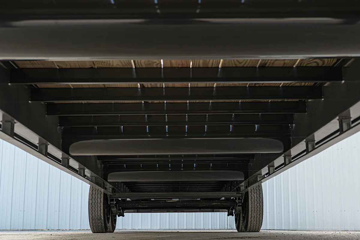 ARC Trailers 40'x102" 14K Gooseneck Flatbed Trailer (GDS) - Stock #90626 - Image 4 of 10 ARC Trailers 40'x102" 14K Gooseneck Flatbed Trailer (GDS) - Stock #90626 - Image 4 of 10
