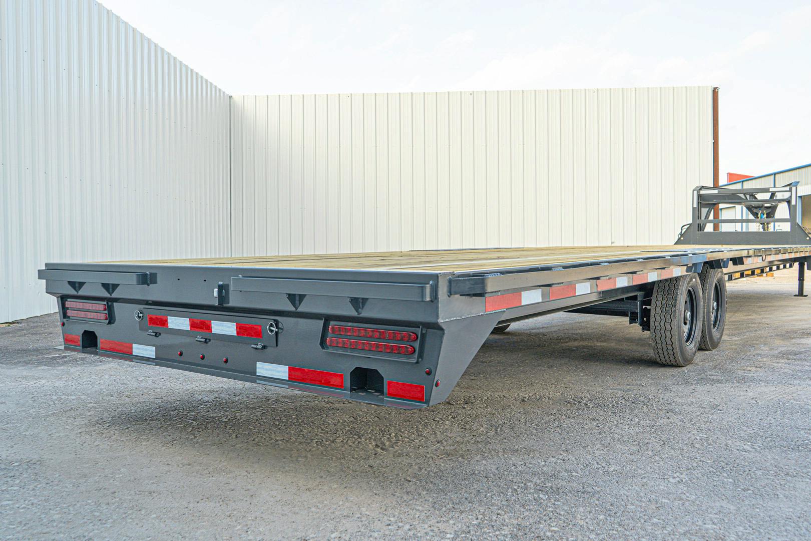 ARC Trailers 40'x102" 14K Gooseneck Flatbed Trailer (GDS) - Stock #90631 - Image 3 of 10