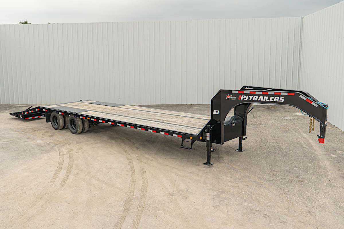 PJ Trailers 32'x102" Gooseneck Low Pro Flatbed Trailer w/ Duals (LD) - Stock #90636 - Image 3 of 28 PJ Trailers 32'x102" Gooseneck Low Pro Flatbed Trailer w/ Duals (LD) - Stock #90636 - Image 3 of 28