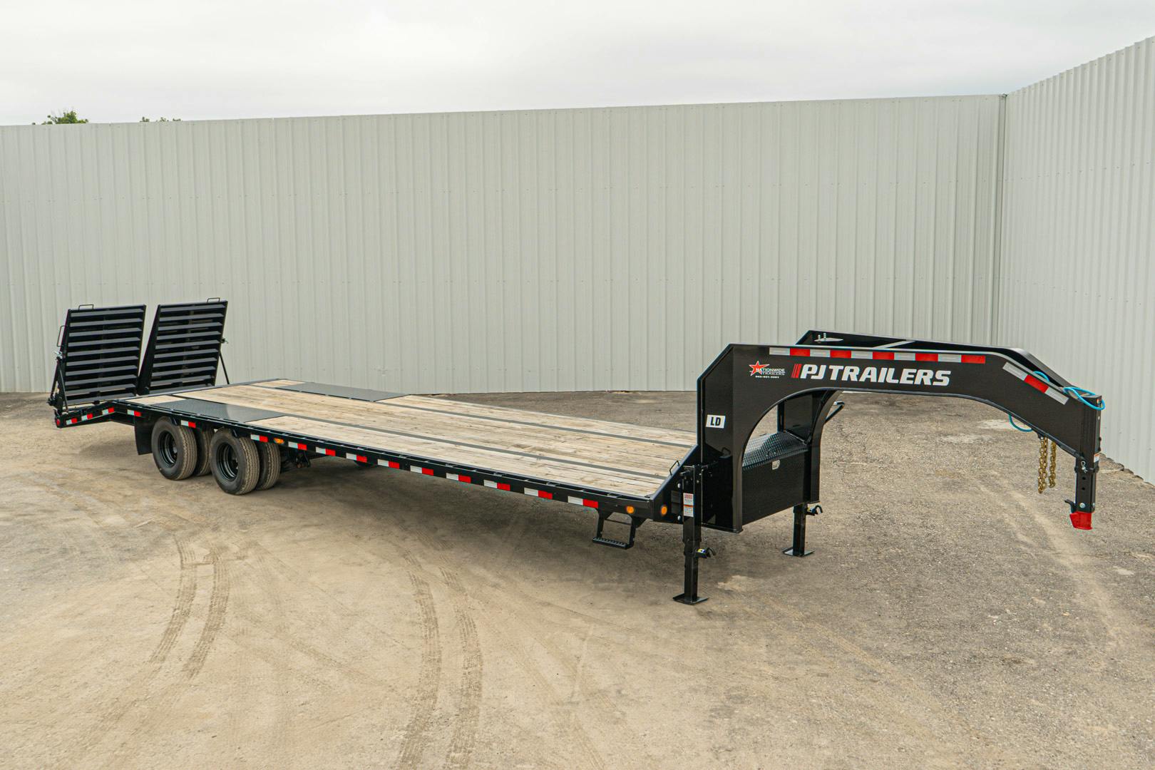 PJ Trailers 32'x102" Gooseneck Low Pro Flatbed Trailer w/ Duals (LD) - Stock #90643 - Image 1 of 1