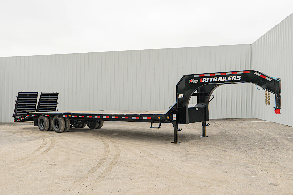 PJ Trailers 32'x102" Gooseneck Low Pro Flatbed Trailer w/ Duals (LD) - Stock #90643 - Image 5 of 28 PJ Trailers 32'x102" Gooseneck Low Pro Flatbed Trailer w/ Duals (LD) - Stock #90643 - Image 5 of 28