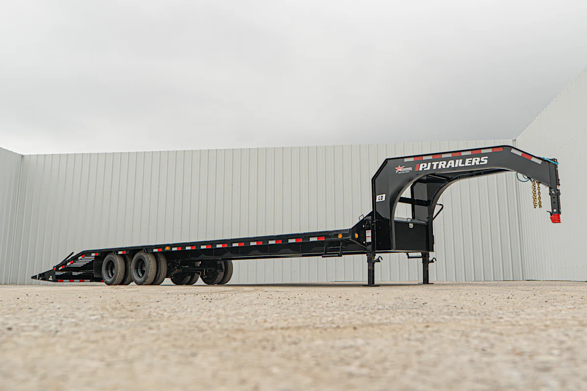 PJ Trailers 32'x102" Gooseneck Low Pro Flatbed Trailer w/ Duals (LD) - Stock #90643 - Image 9 of 28 PJ Trailers 32'x102" Gooseneck Low Pro Flatbed Trailer w/ Duals (LD) - Stock #90643 - Image 9 of 28