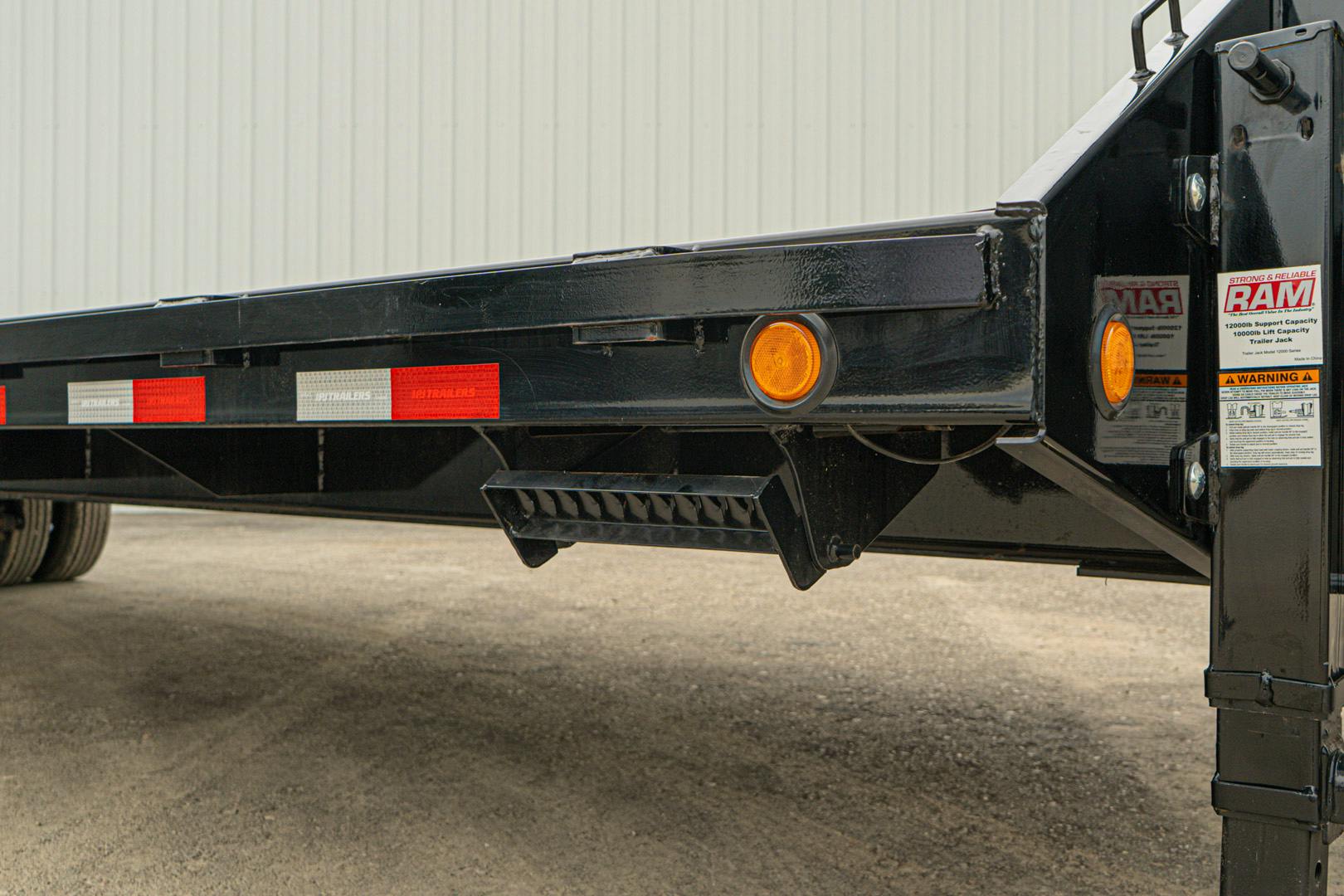 PJ Trailers 32'x102" Gooseneck Low Pro Flatbed Trailer w/ Duals (LD) - Stock #90643 - Image 17 of 28