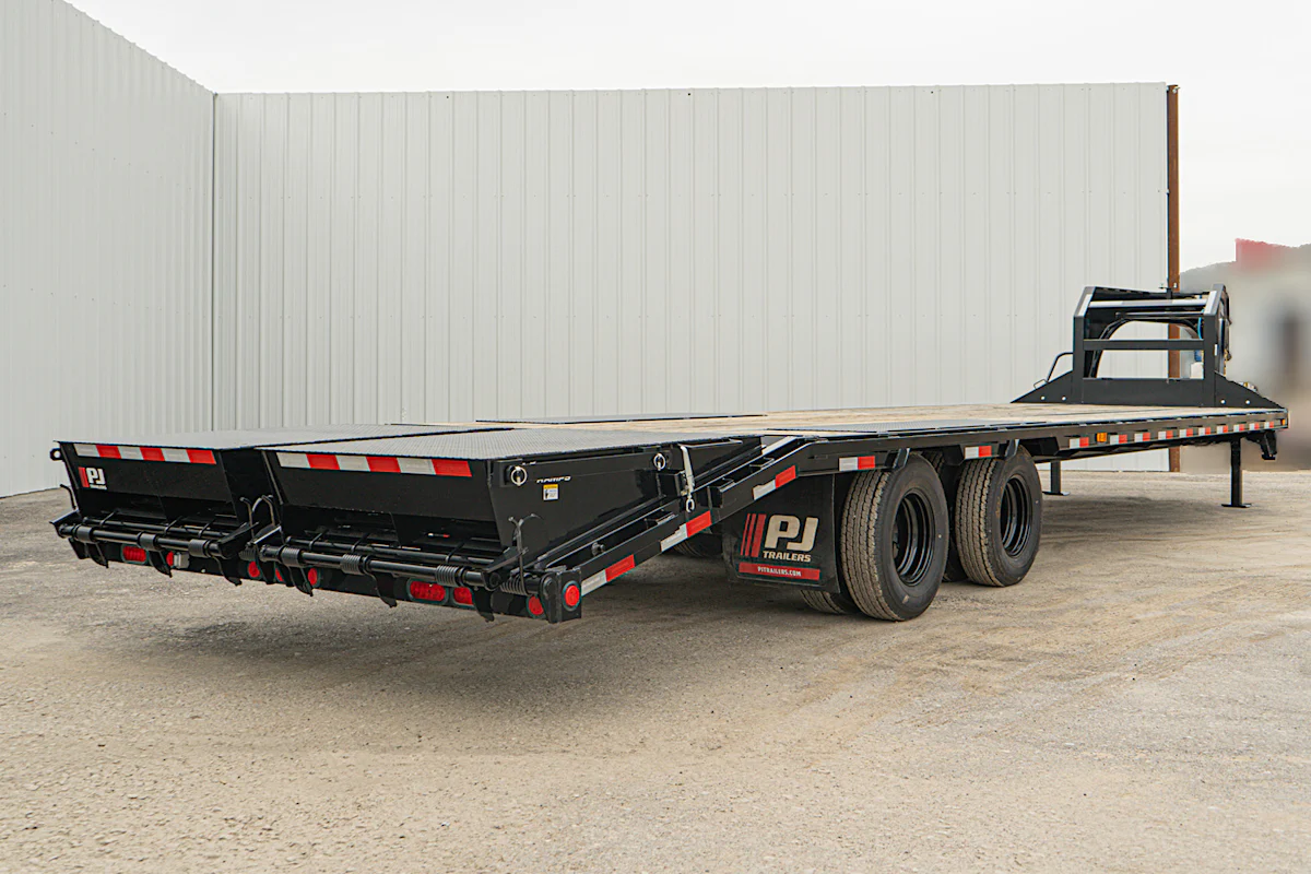PJ Trailers 32'x102" Gooseneck Low Pro Flatbed Trailer w/ Duals (LD) - Stock #90643 - Image 23 of 28 PJ Trailers 32'x102" Gooseneck Low Pro Flatbed Trailer w/ Duals (LD) - Stock #90643 - Image 23 of 28