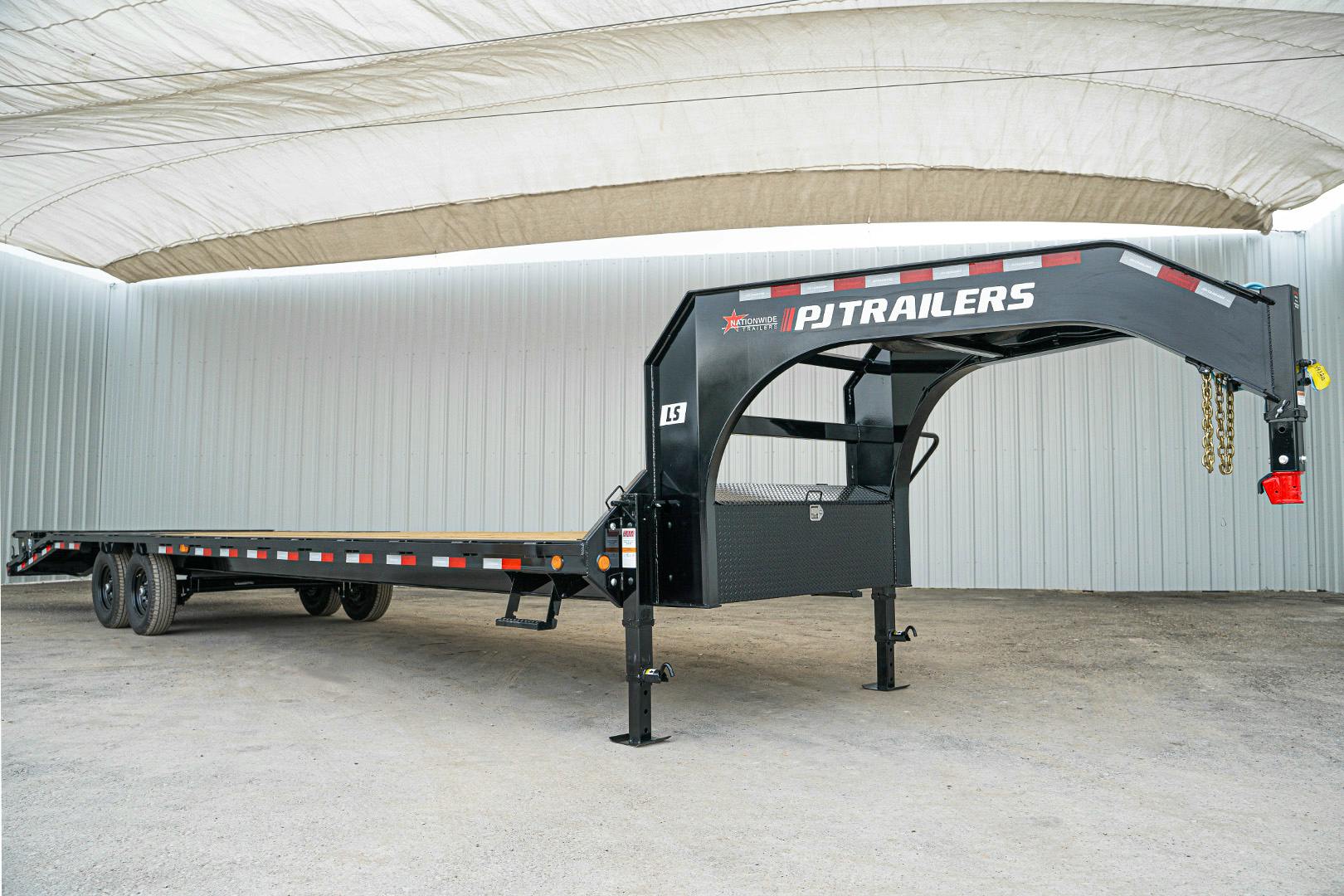 PJ Trailers 32'x102" Gooseneck Low Pro Flatbed Trailer w/ Singles (LS) - Stock #90721 - Image 3 of 16