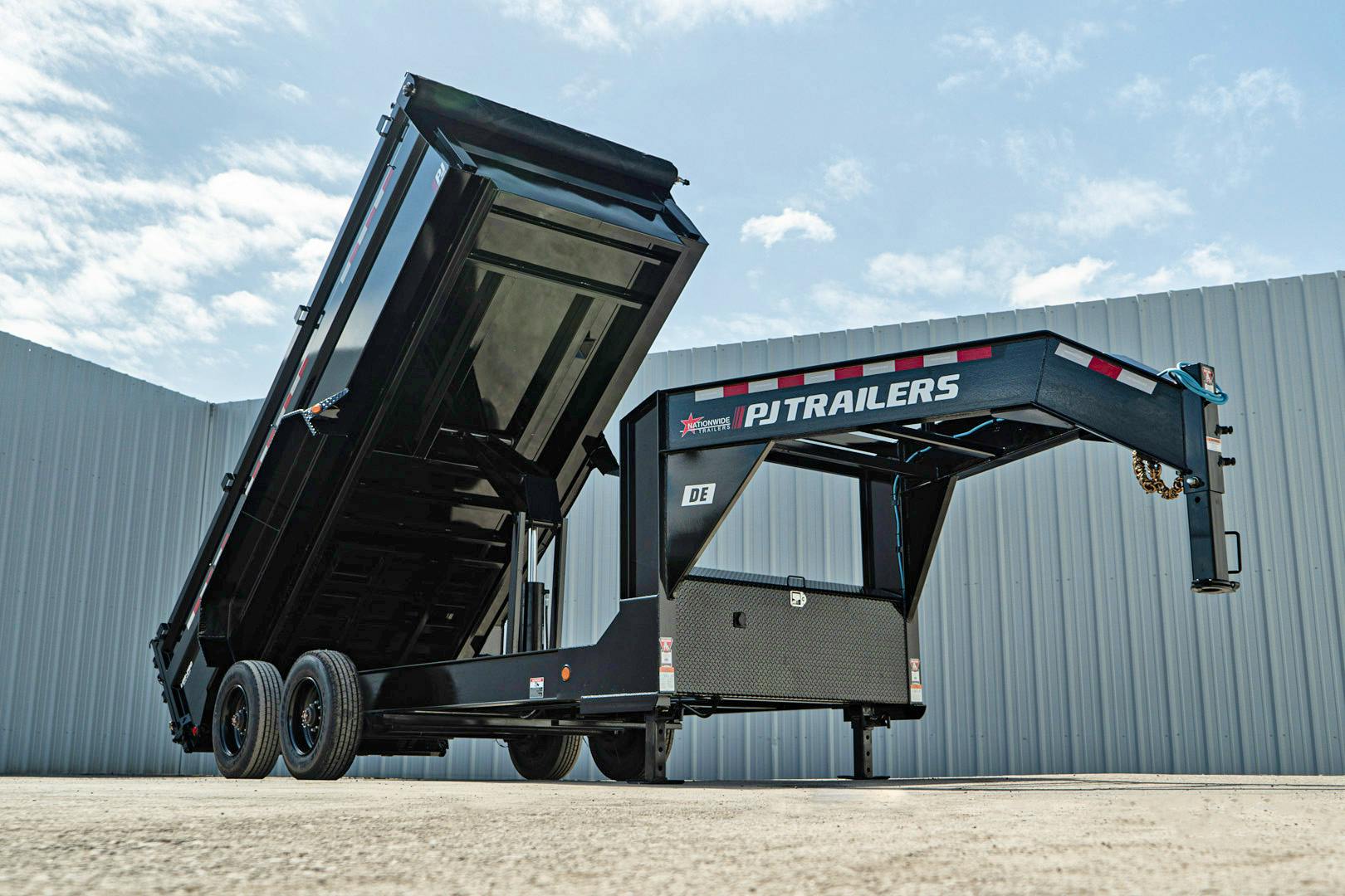 PJ Trailers 16'x83" Gooseneck HD Low Pro Dump Trailer w/ 3' Sides (DE) - Stock #90737 - Image 5 of 30