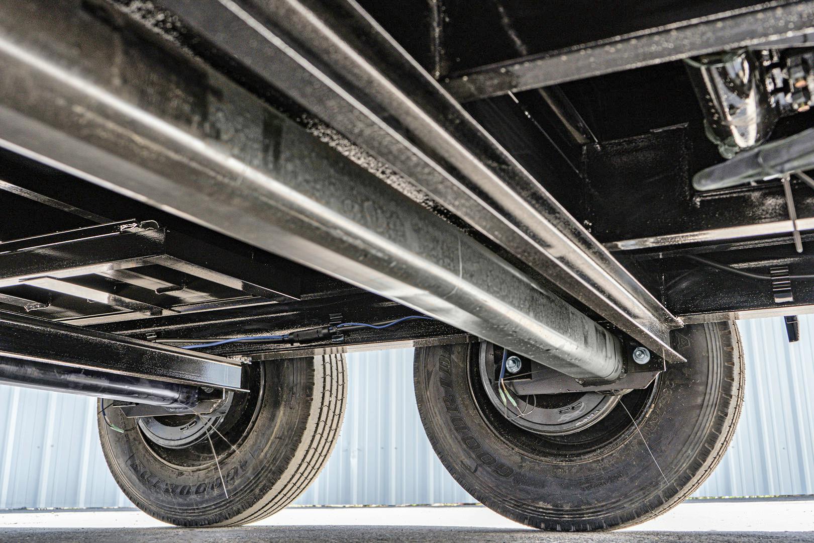 PJ Trailers 16'x83" Gooseneck HD Low Pro Dump Trailer w/ 3' Sides (DE) - Stock #90737 - Image 17 of 30