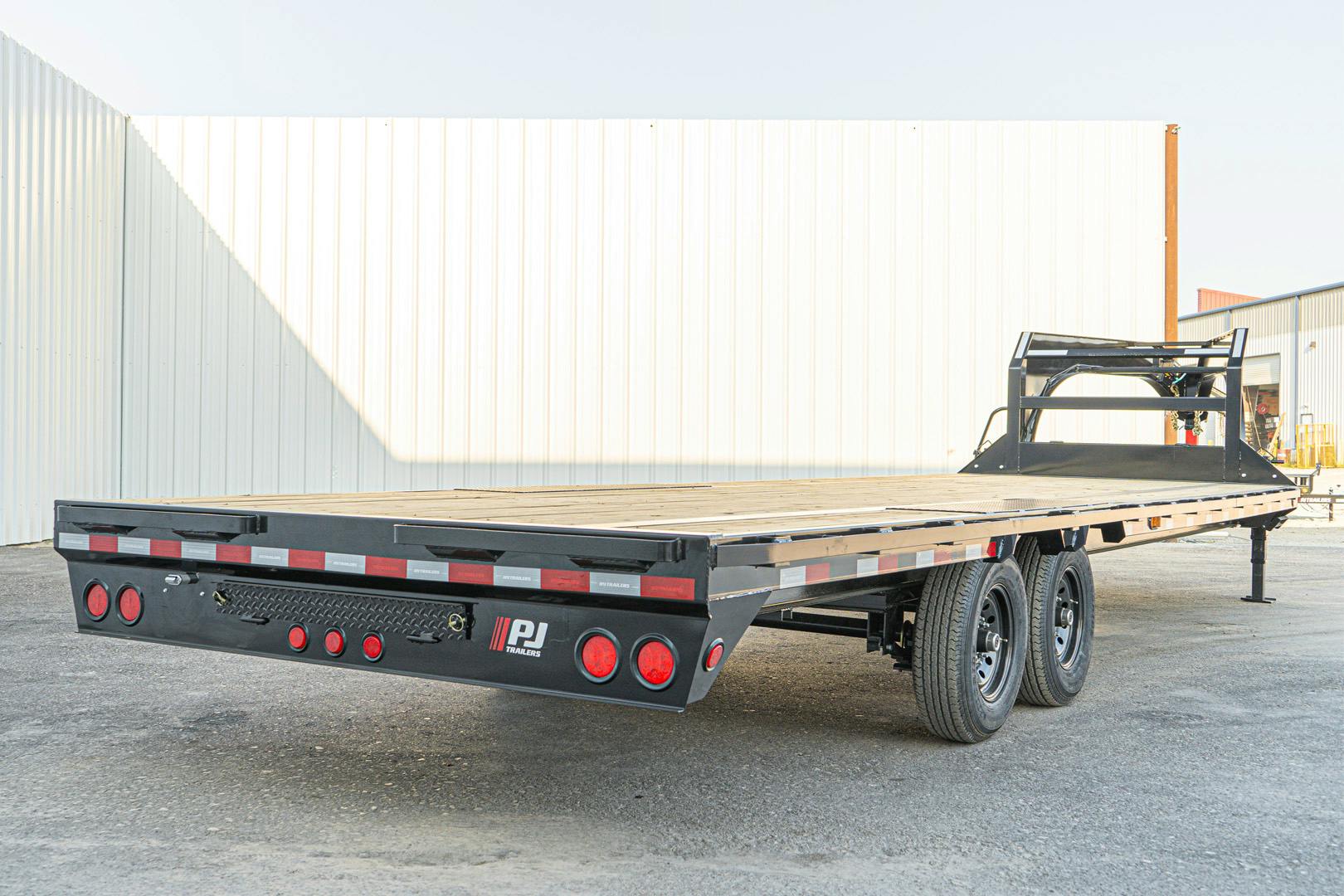 PJ Trailers 28'x102" Gooseneck Low Pro Flatbed Trailer w/ Singles (LS) - Stock #90777 - Image 19 of 20