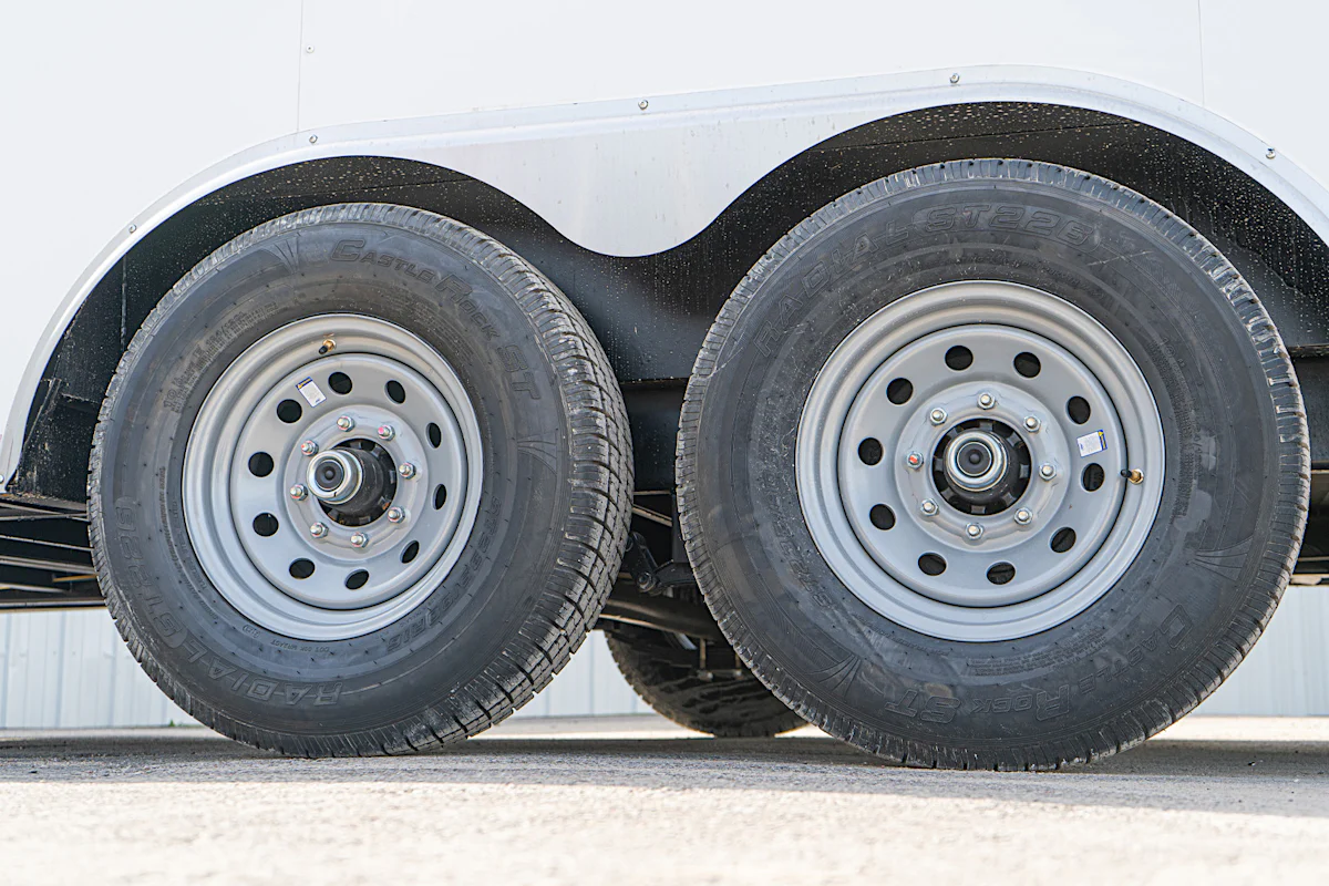 Spartan 8.5'x24' Enclosed Cargo Trailer w/ Rear Ramp Door (C2) - Stock #90942 - Image 9 of 19 Spartan 8.5'x24' Enclosed Cargo Trailer w/ Rear Ramp Door (C2) - Stock #90942 - Image 9 of 19