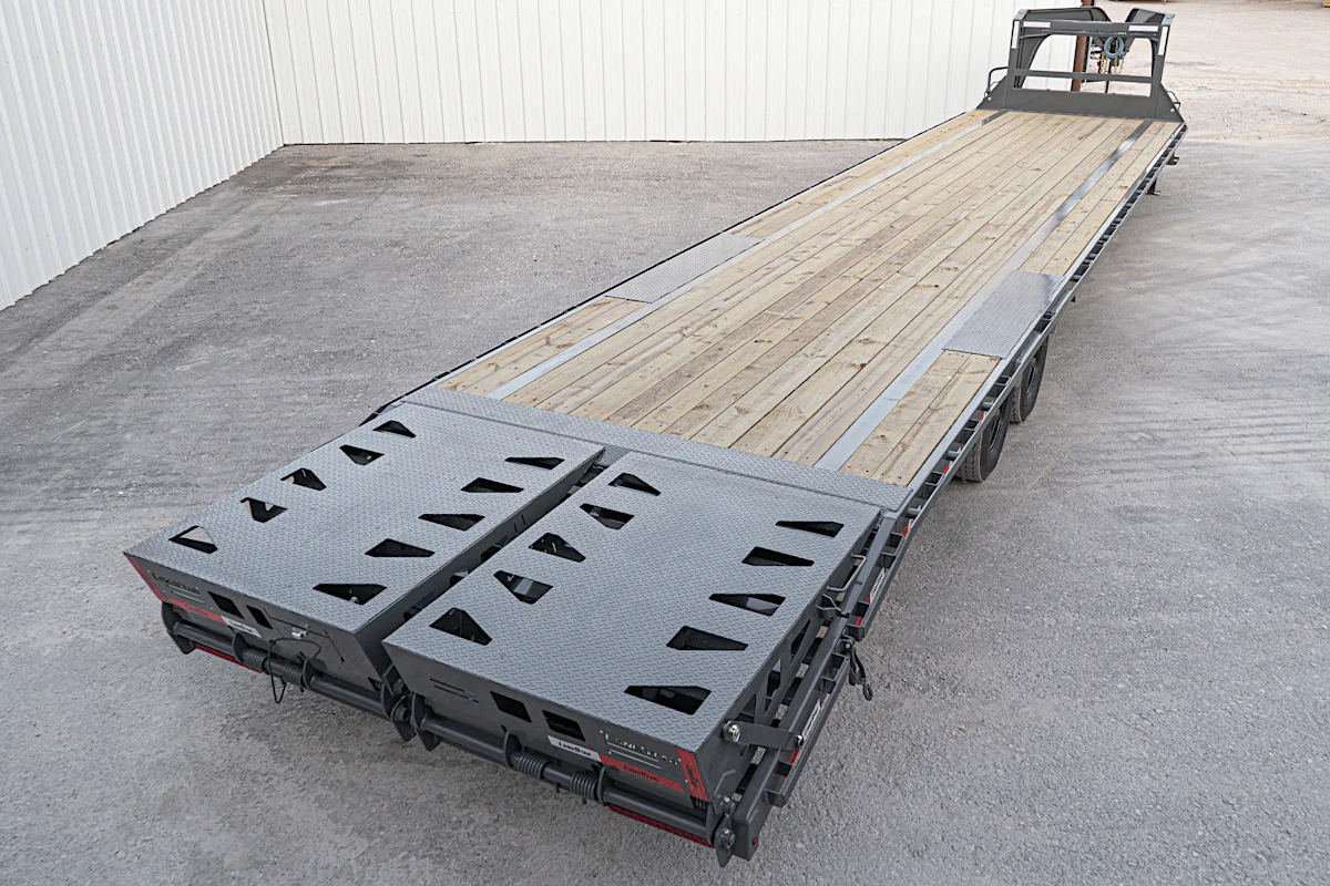 ARC Trailers 40'x102" Gooseneck Flatbed Trailer w/ 5' Dovetail (GDS) - Stock #91025 - Image 1 of 1 ARC Trailers 40'x102" Gooseneck Flatbed Trailer w/ 5' Dovetail (GDS) - Stock #91025 - Image 1 of 1