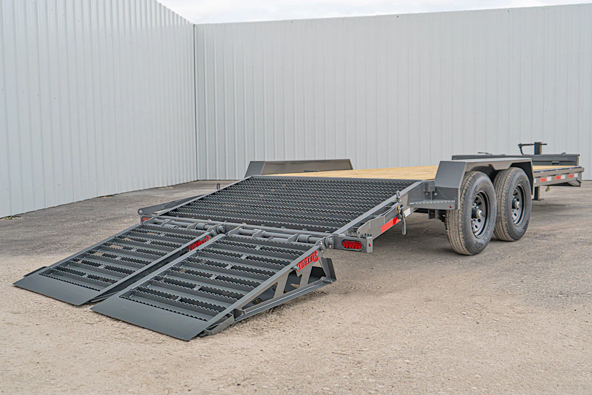 ARC Trailers 24'x83" 14K HD Equipment Hauler w/ 4' Dovetail & Bigfoot Ramps (BEQ) - Stock #91027 - Image 3 of 4 ARC Trailers 24'x83" 14K HD Equipment Hauler w/ 4' Dovetail & Bigfoot Ramps (BEQ) - Stock #91027 - Image 3 of 4