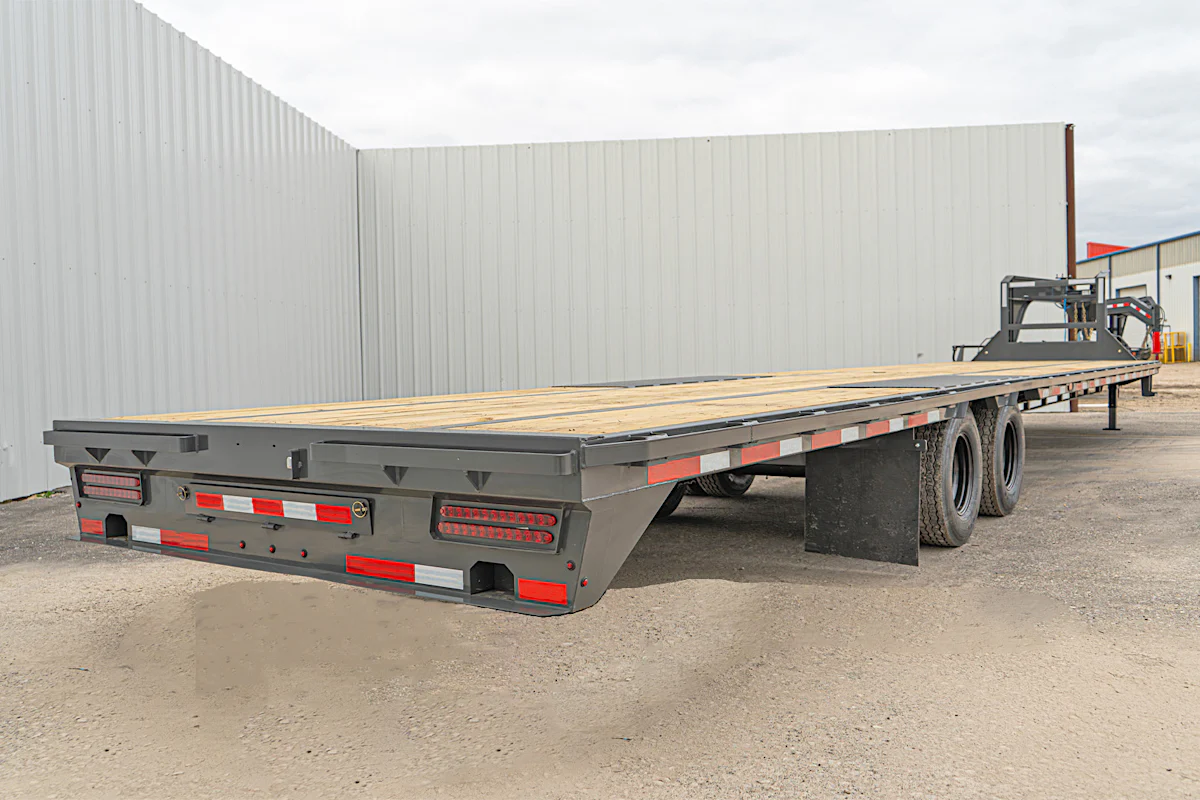 ARC Trailers 40'x102" Gooseneck Flatbed w/ Duals (GDD) - Stock #91029 - Image 3 of 6 ARC Trailers 40'x102" Gooseneck Flatbed w/ Duals (GDD) - Stock #91029 - Image 3 of 6