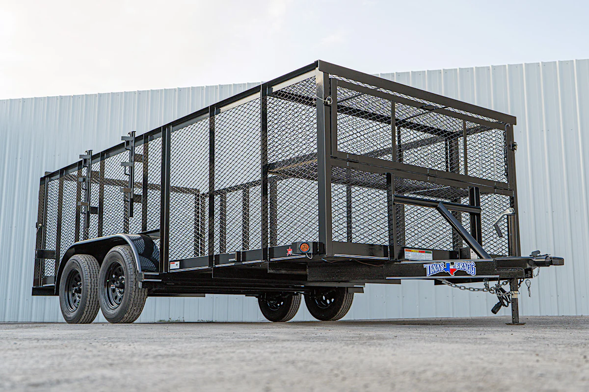 Texas Bragg 16'x83" Landscape Trailer w/ 4' Sides & 4' Gate (L2) - Stock #91087 - Image 3 of 16 Texas Bragg 16'x83" Landscape Trailer w/ 4' Sides & 4' Gate (L2) - Stock #91087 - Image 3 of 16