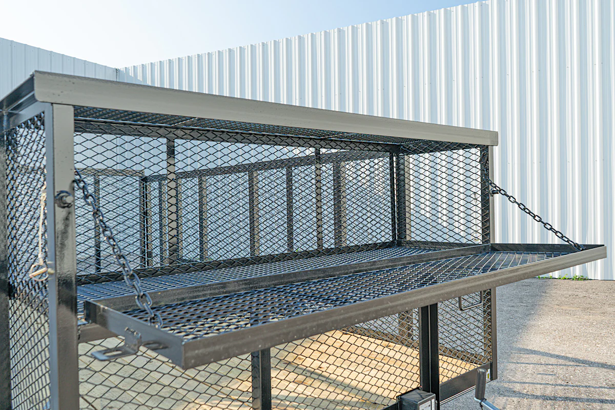 Texas Bragg 14'x83" Landscape Trailer w/ 4' Sides & 4' Gate (L2) - Stock #91122 - Image 6 of 10 Texas Bragg 14'x83" Landscape Trailer w/ 4' Sides & 4' Gate (L2) - Stock #91122 - Image 6 of 10