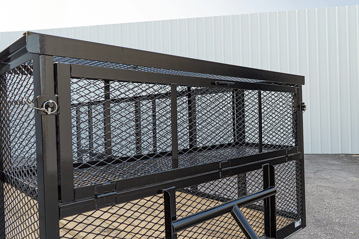 Texas Bragg 16'x83" Landscape Trailer w/ 4' Sides & 4' Gate (L2) - Stock #91175 - Image 6 of 14 Texas Bragg 16'x83" Landscape Trailer w/ 4' Sides & 4' Gate (L2) - Stock #91175 - Image 6 of 14