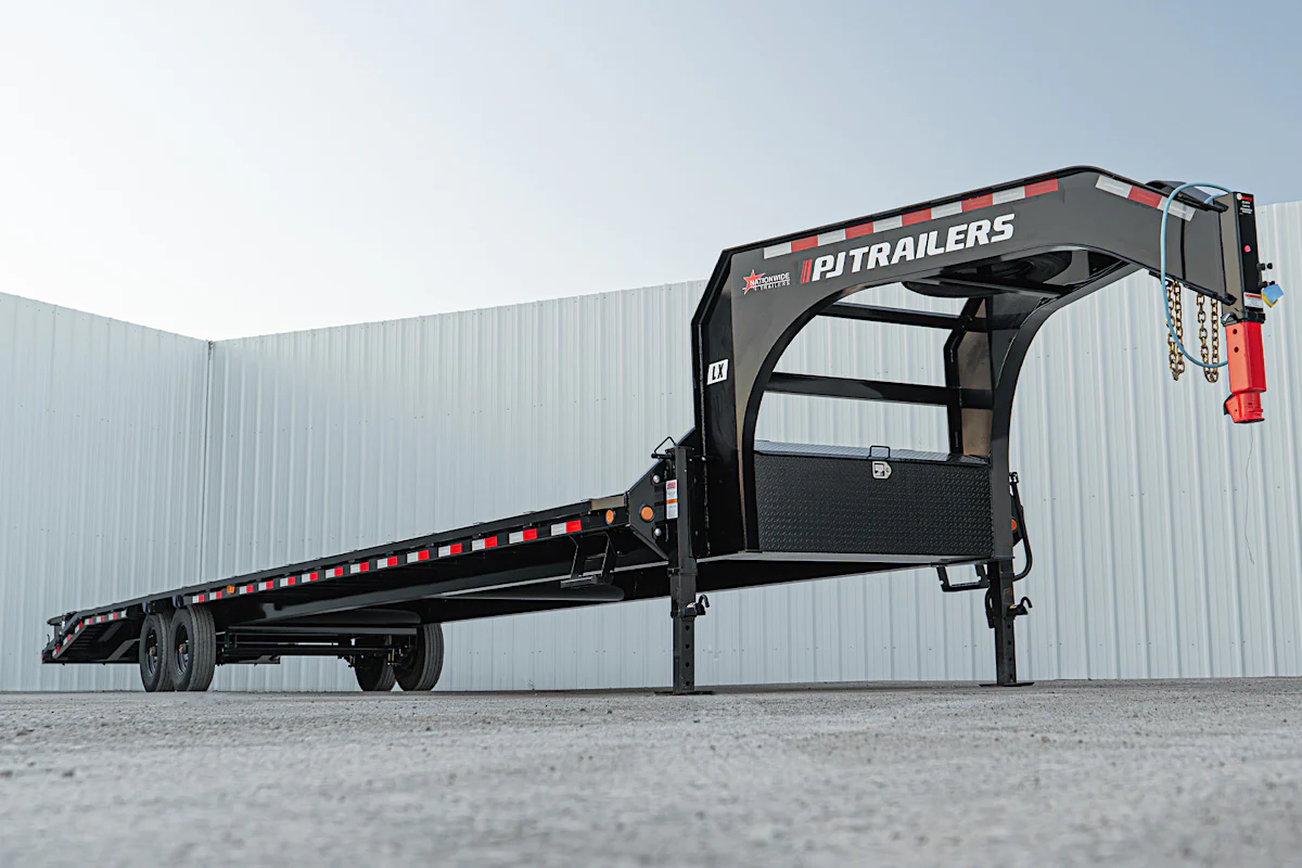 PJ Trailers 40'x102" 18k Gooseneck Flatbed Trailer w/ Singles (LX) - Stock #91255 - Image 7 of 27 PJ Trailers 40'x102" 18k Gooseneck Flatbed Trailer w/ Singles (LX) - Stock #91255 - Image 7 of 27