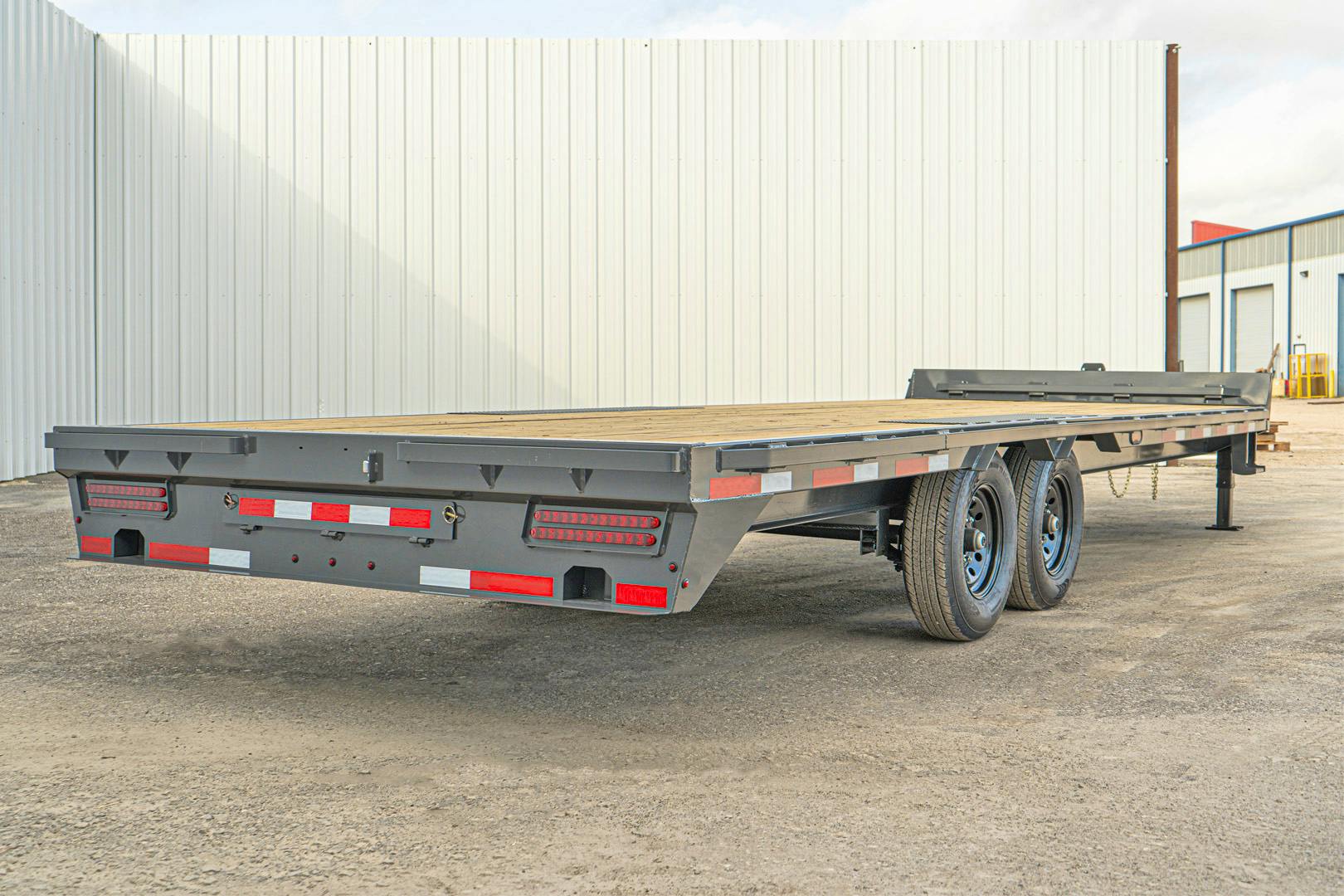 ARC Trailers 24'x102" 8" I-beam Deckover Trailer (BDS) - Stock #91434 - Image 4 of 11