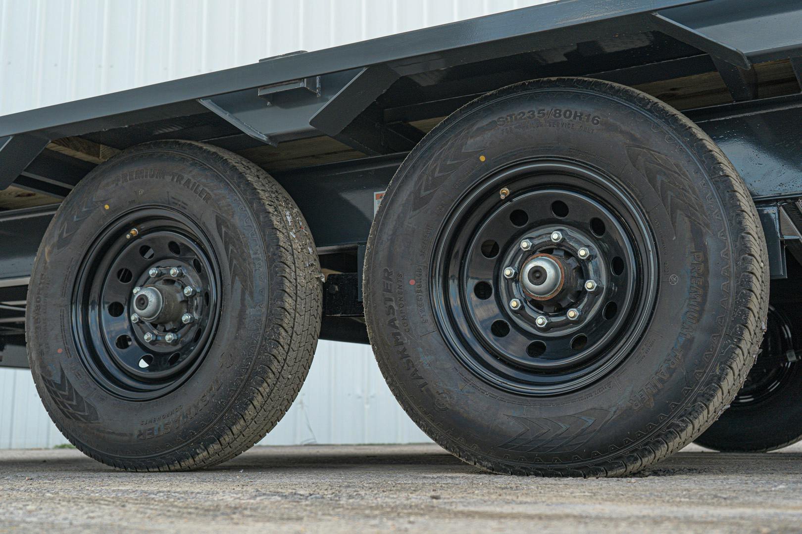 ARC Trailers 24'x102" 8" I-beam Deckover Trailer (BDS) - Stock #91434 - Image 10 of 11