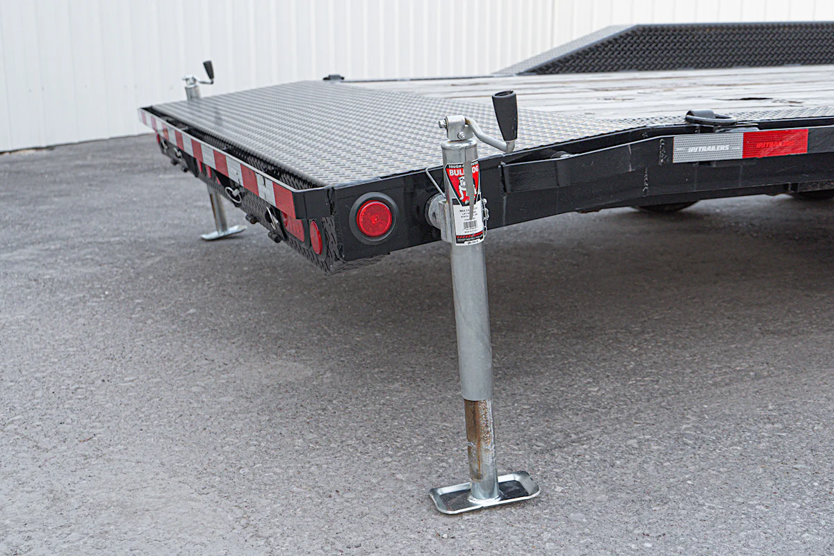PJ Trailers 24'x102" 6" Channel Super-Wide Equipment Trailer (B6) - Stock #91538 - Image 5 of 17 PJ Trailers 24'x102" 6" Channel Super-Wide Equipment Trailer (B6) - Stock #91538 - Image 5 of 17