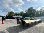 PJ Trailers 40'x102" Gooseneck Flatbed Trailer w/ Hydraulic Dovetail (LY1) Stock #91651 - Thumbnail 3