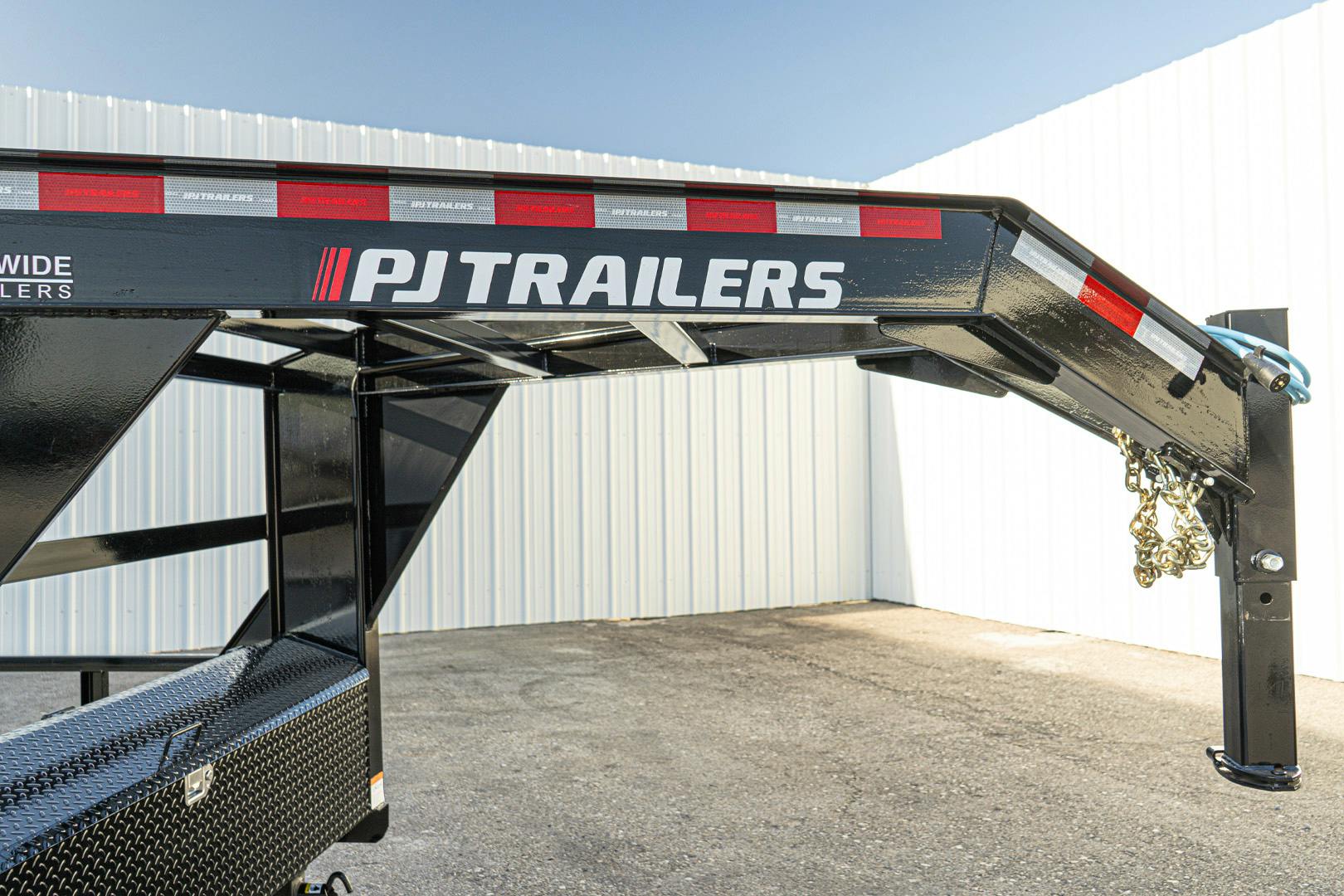 PJ Trailers 24'x83" Gooseneck 6" Channel Equipment Trailer (CC) - Stock #91757 - Image 9 of 20