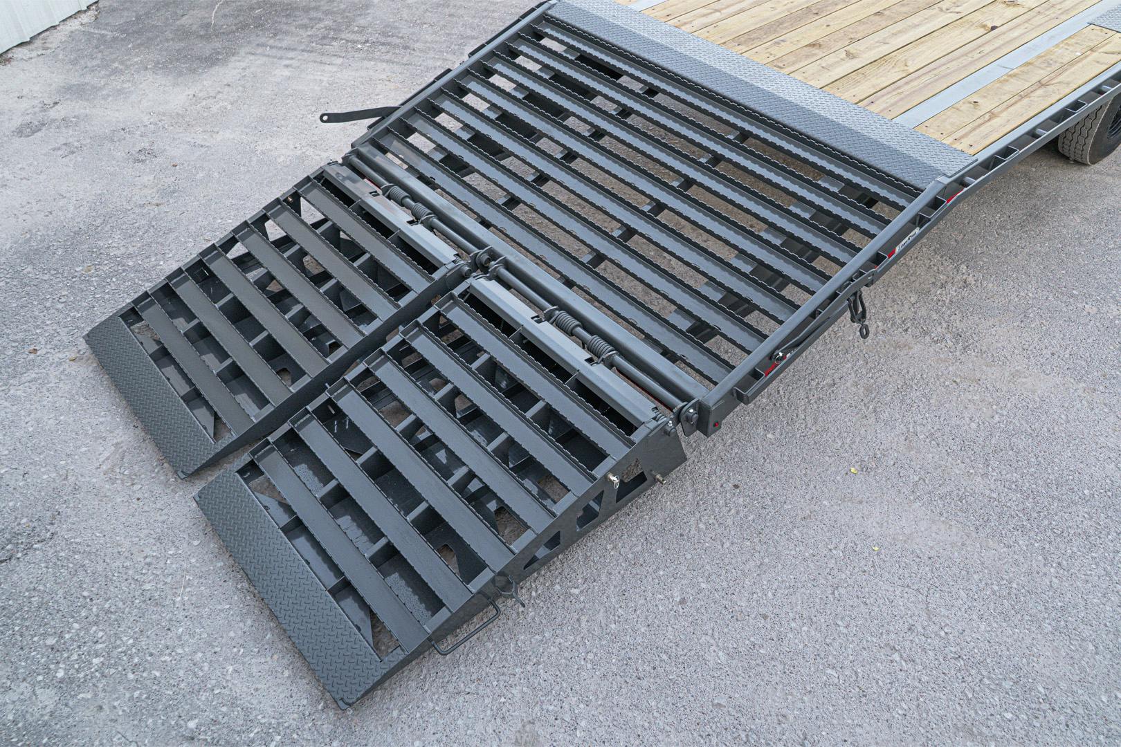 ARC Trailers 40'x102" Gooseneck Flatbed Trailer w/ 5' Dovetail (GDS) - Stock #91766 - Image 7 of 9