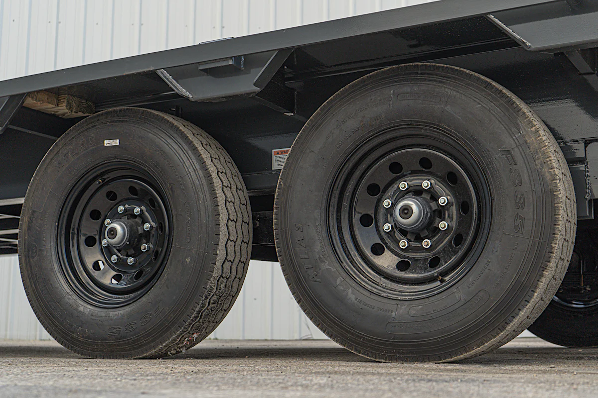 ARC Trailers 40'x102" 14K Gooseneck Flatbed Trailer (GDS) - Stock #91999 - Image 5 of 10 ARC Trailers 40'x102" 14K Gooseneck Flatbed Trailer (GDS) - Stock #91999 - Image 5 of 10