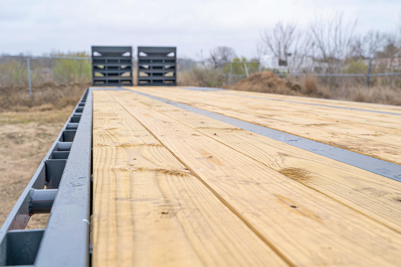 ARC Trailers 40'x102" 20k Gooseneck Flatbed Trailer w/ Duals (GDD) - Stock #92007 - Image 8 of 13