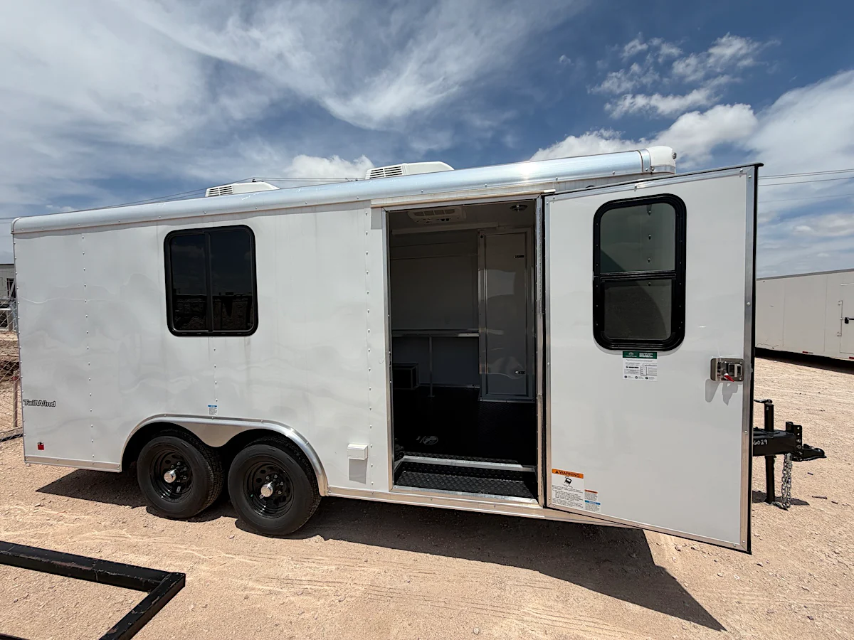 Continental Cargo 8.5'x16' Enclosed Office Trailer - Stock #92134 - Image 1 of 1 Continental Cargo 8.5'x16' Enclosed Office Trailer - Stock #92134 - Image 1 of 1
