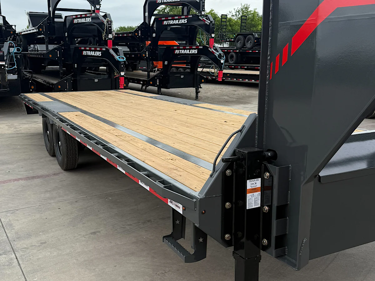 ARC Trailers 25'x102" Gooseneck Flatbed Trailer (GDS) - Stock #92286 - Image 4 of 6 ARC Trailers 25'x102" Gooseneck Flatbed Trailer (GDS) - Stock #92286 - Image 4 of 6