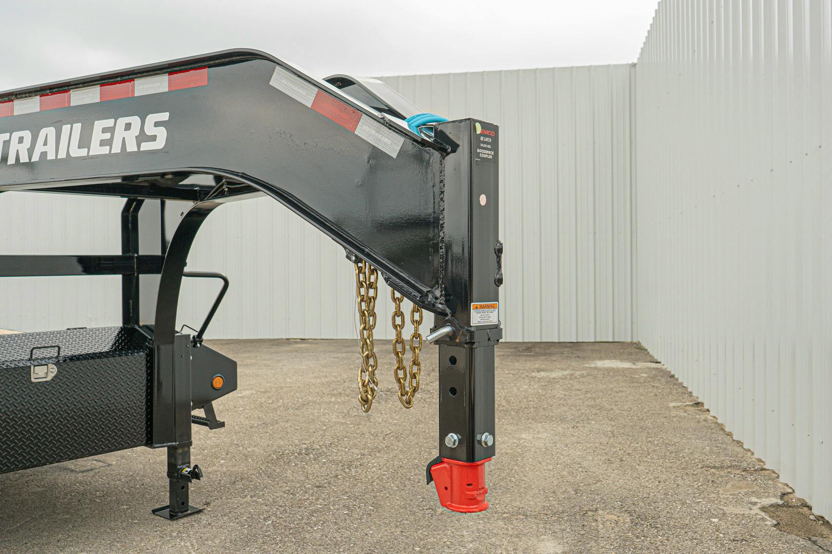 PJ Trailers 40'x102" Gooseneck Low Pro Flatbed Trailer w/ Duals (LD) - Stock #92379 - Image 5 of 28