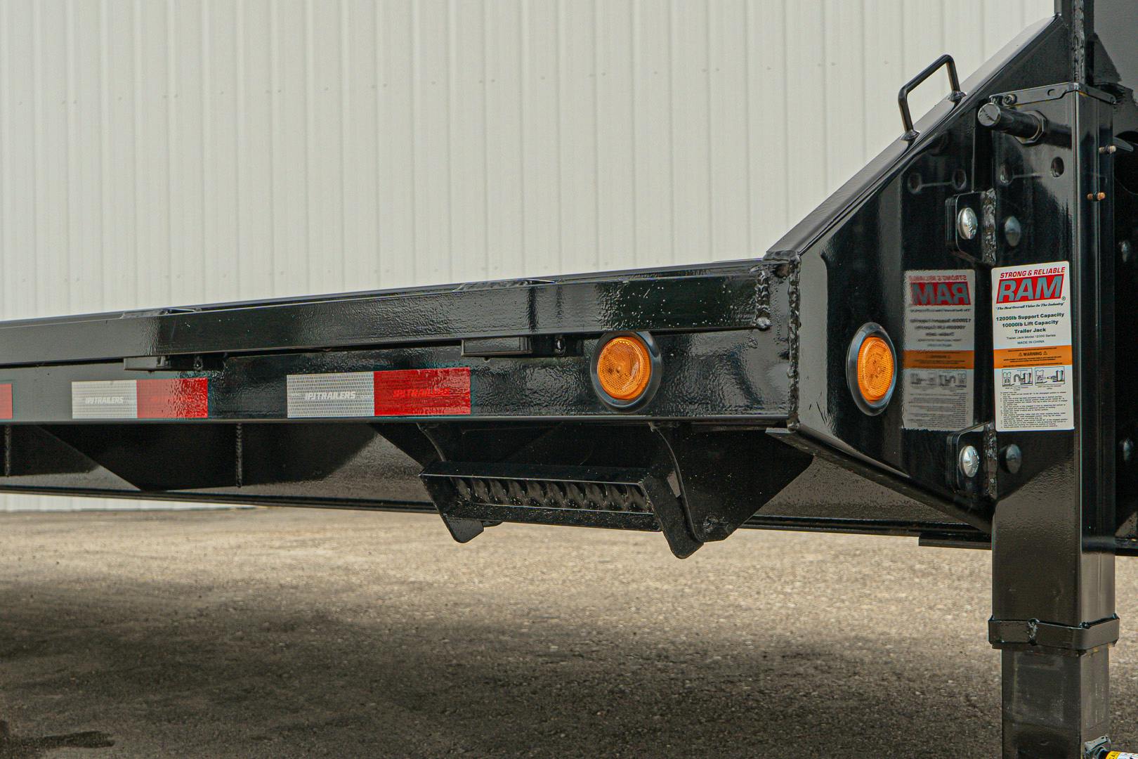 PJ Trailers 40'x102" Gooseneck Low Pro Flatbed Trailer w/ Duals (LD) - Stock #92379 - Image 9 of 28