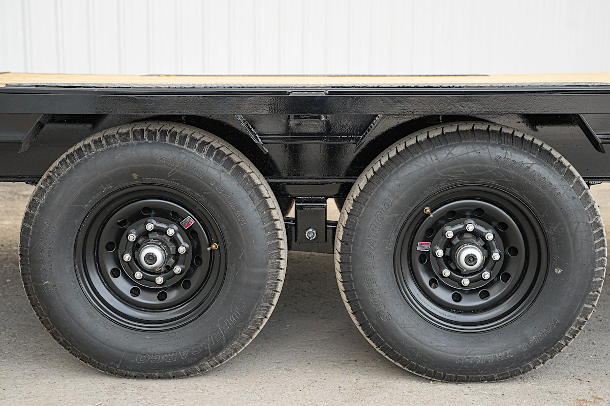 PJ Trailers 30'x102" Gooseneck Low Pro Flatbed Trailer w/ Singles (LS) - Stock #92726 - Image 11 of 17 PJ Trailers 30'x102" Gooseneck Low Pro Flatbed Trailer w/ Singles (LS) - Stock #92726 - Image 11 of 17
