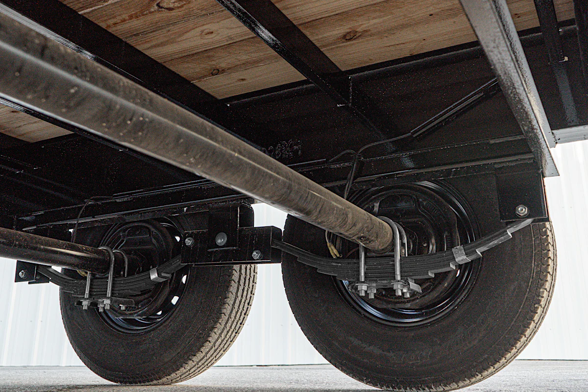 PJ Trailers 25'x102" Gooseneck Low Pro Flatbed Trailer w/ Singles (LS) - Stock #92729 - Image 20 of 27 PJ Trailers 25'x102" Gooseneck Low Pro Flatbed Trailer w/ Singles (LS) - Stock #92729 - Image 20 of 27