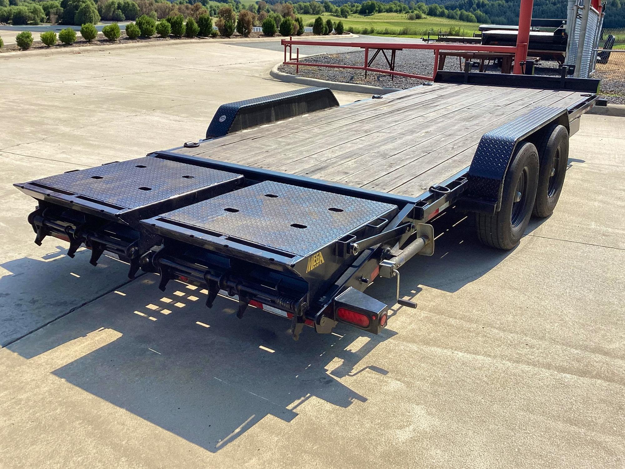 Big Tex USED 20' Equipment Trailer